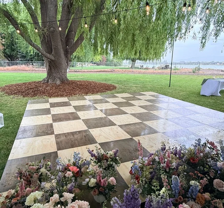 16x16 Wood-Stained Checkered Dance Floor 
- 
Delivery, setup & takedown available, message today for pricing!