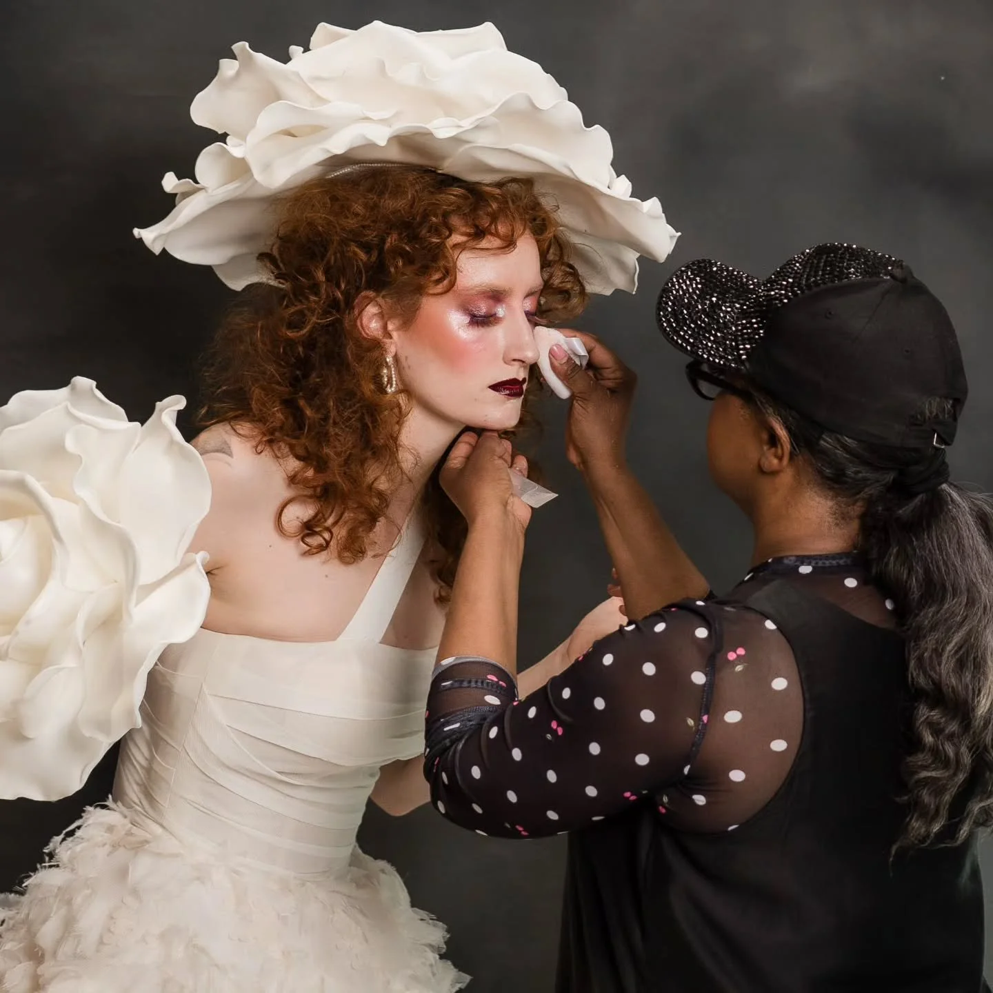 It takes an army for a shot in time ✨️
.
.
.
Photography- @ambientsky 
Makeup- @event_cosmetics 
Designer- @guillermopharis
Bridal- @aniabridal 
Model- @amediums 
.
#bridalfashion #bridalcouture #couture #redhairmodel #bridallook