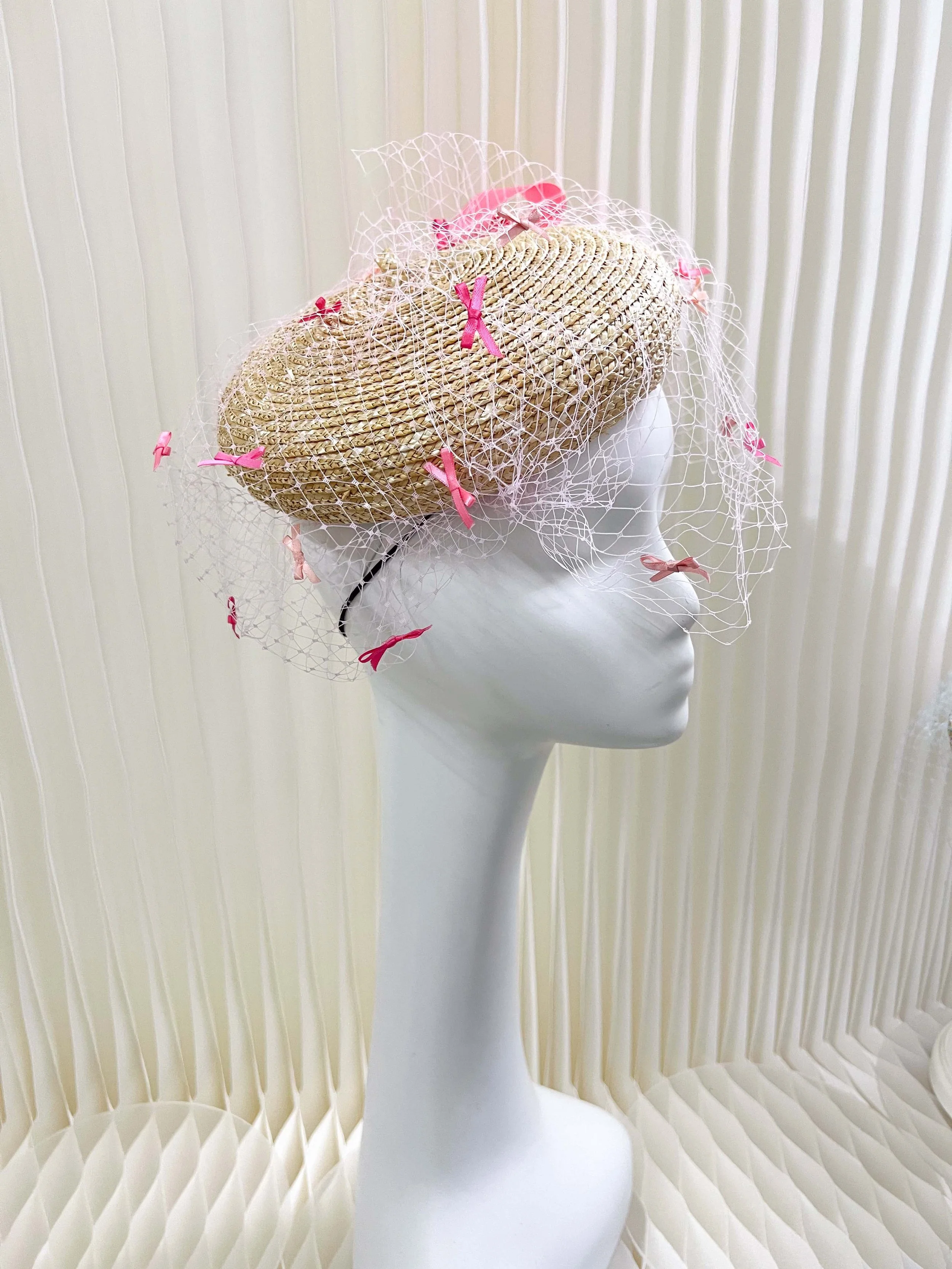 IH_CS25_01_Beret Straw Pink-side.jpg