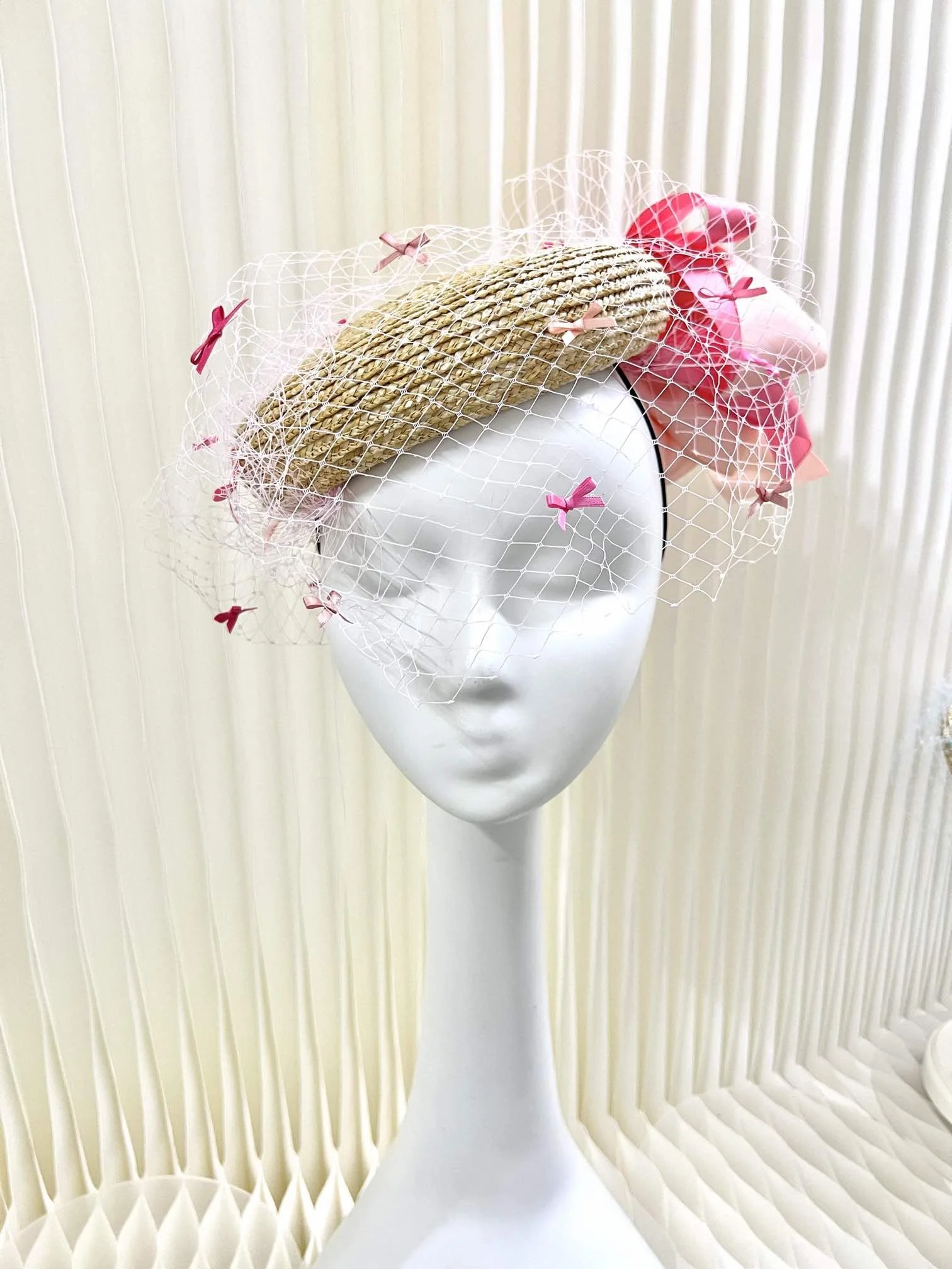 IH_CS25_01_Beret Straw Pink-front.jpg