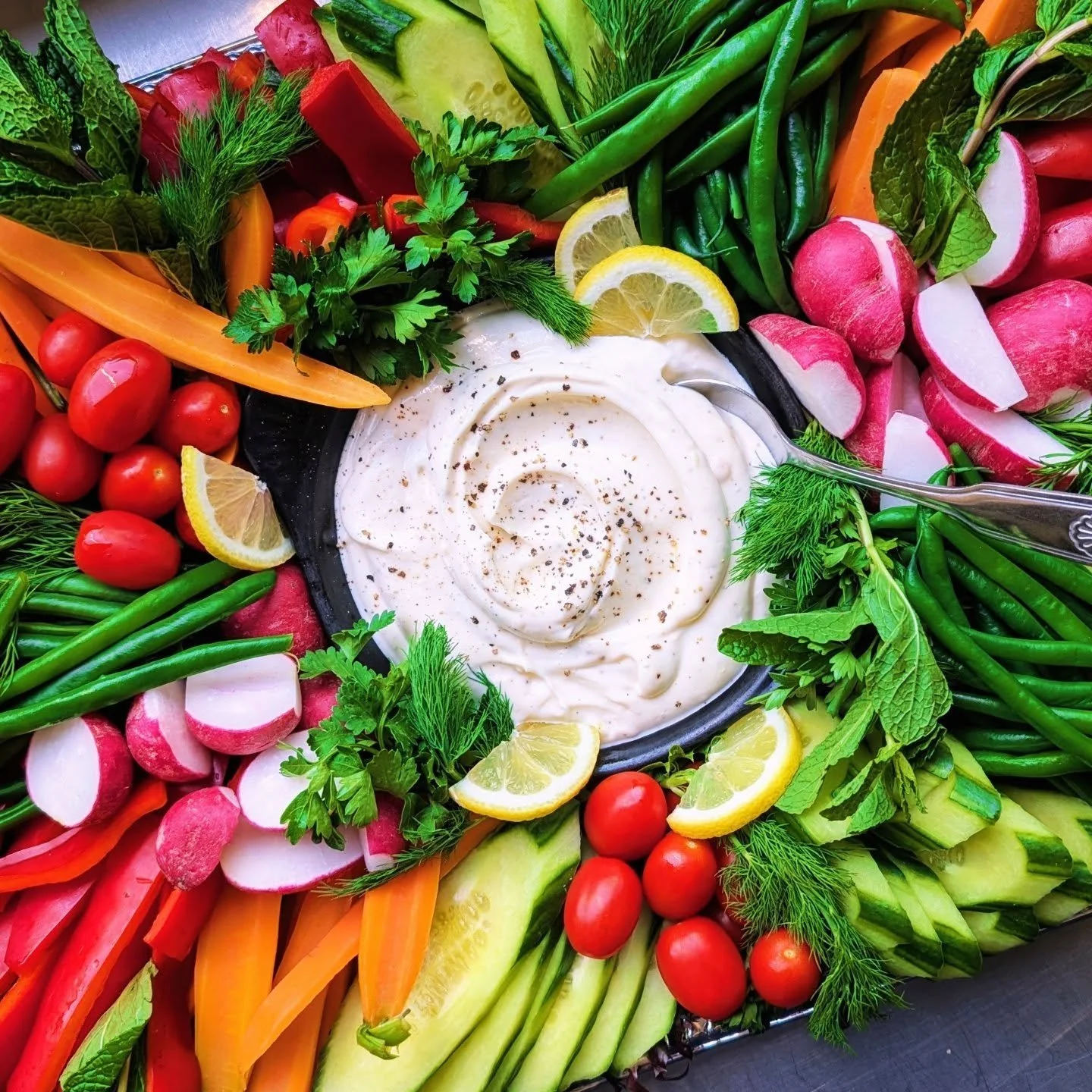 Fresh and crunchy crudite to kick off your next private event 🥕🫜🫛