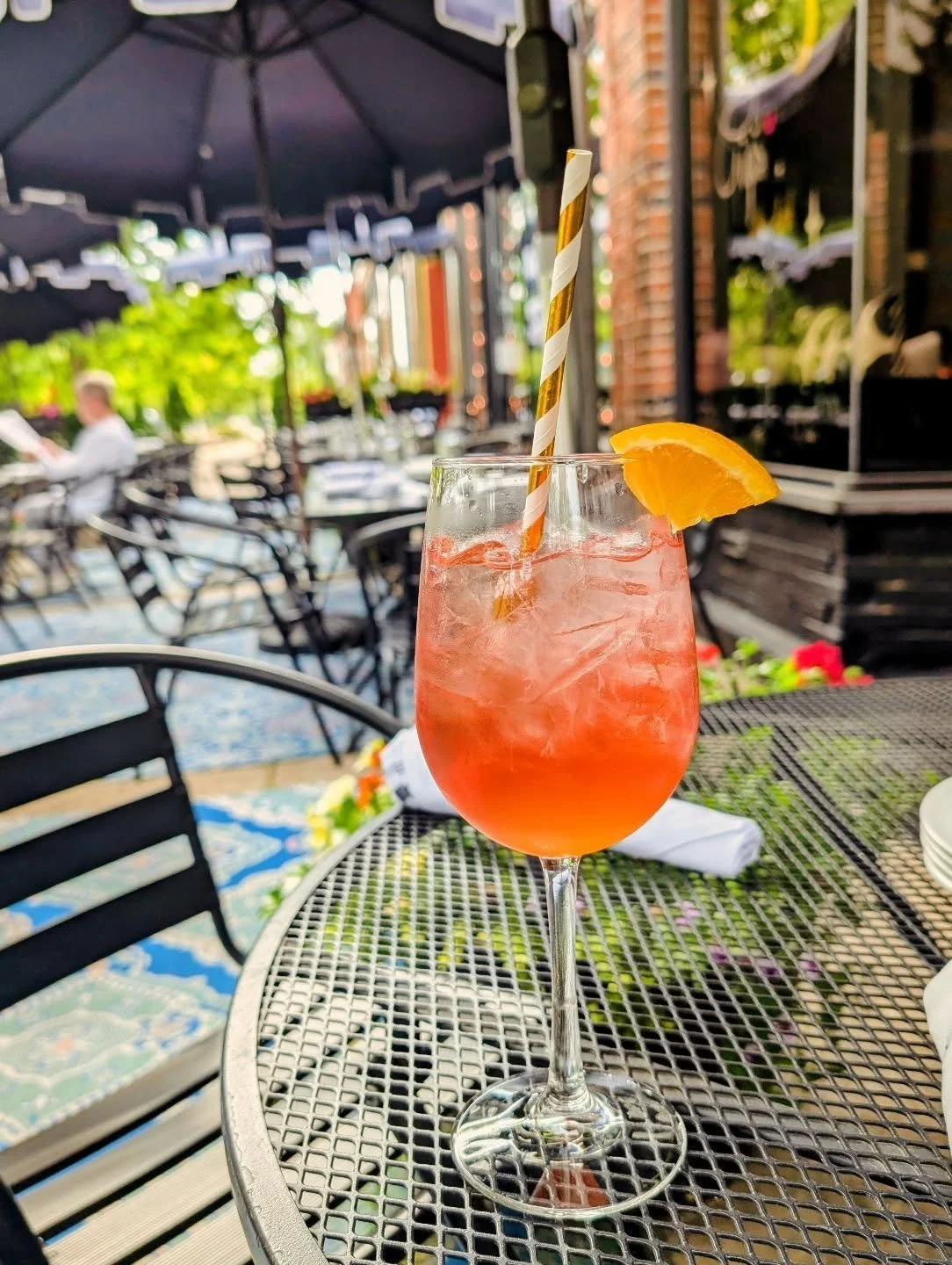 Dreaming of drinks on the patio ✨😍