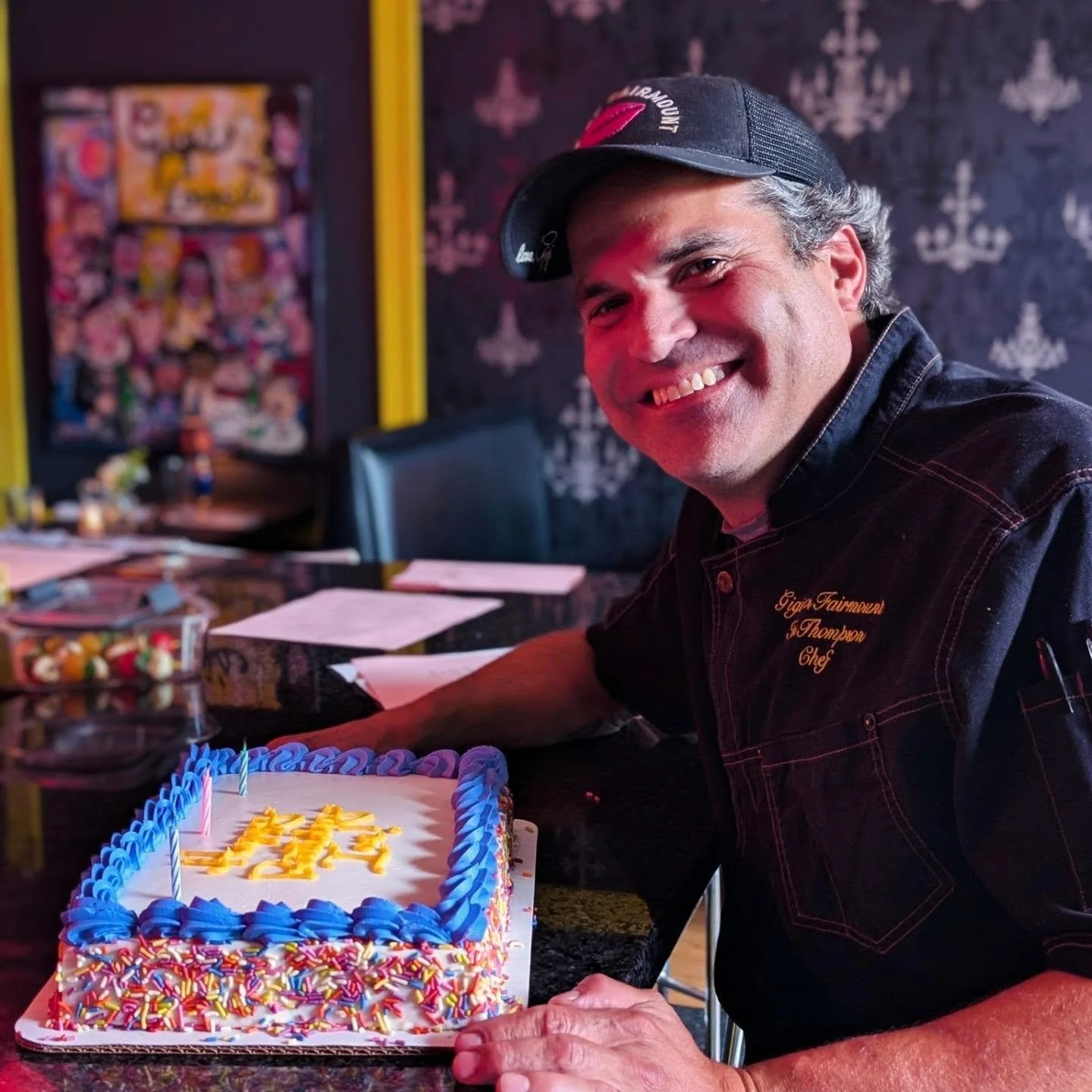 Happy Birthday, Chef Ian! A summer birthday suits you and your sunshining energy ☀️ We are so grateful for all of your hard work and dedication 🙏 Cheers to another year around the sun! 
Hau'oli Lā Hānau! 🥳🌸