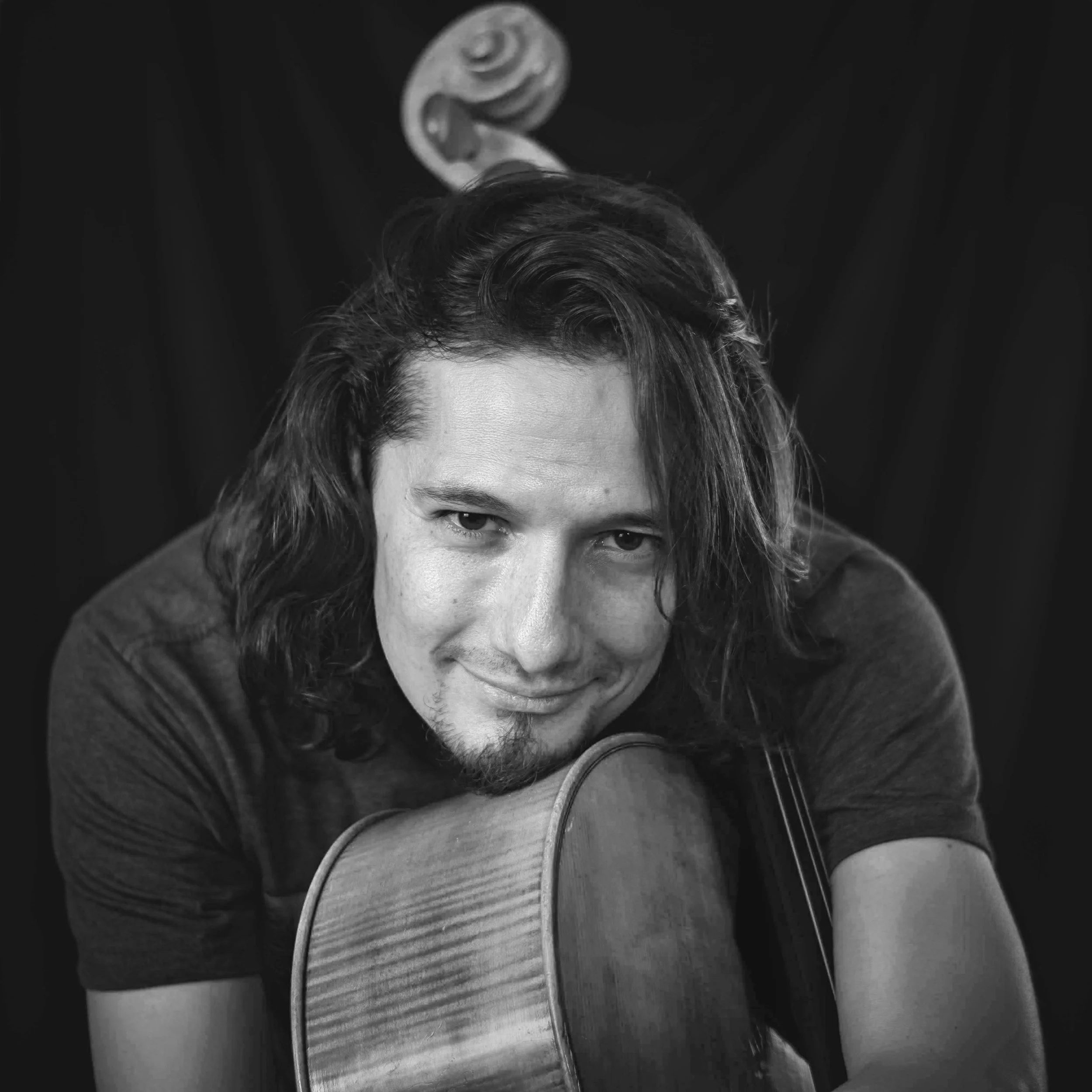 Issac Ramírez, director