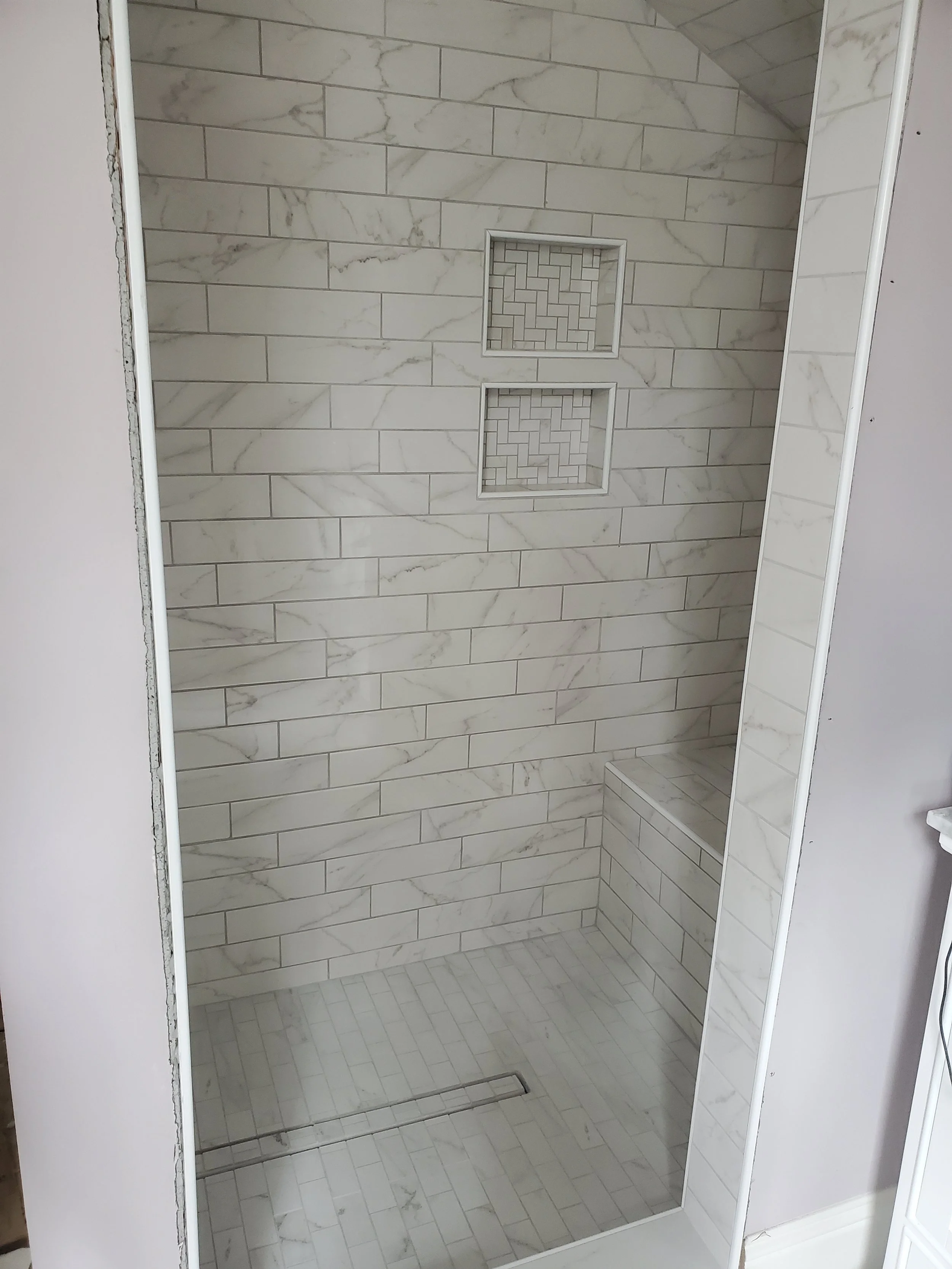 Calacatta Porclein Tile Master Shower - Northern Colorado