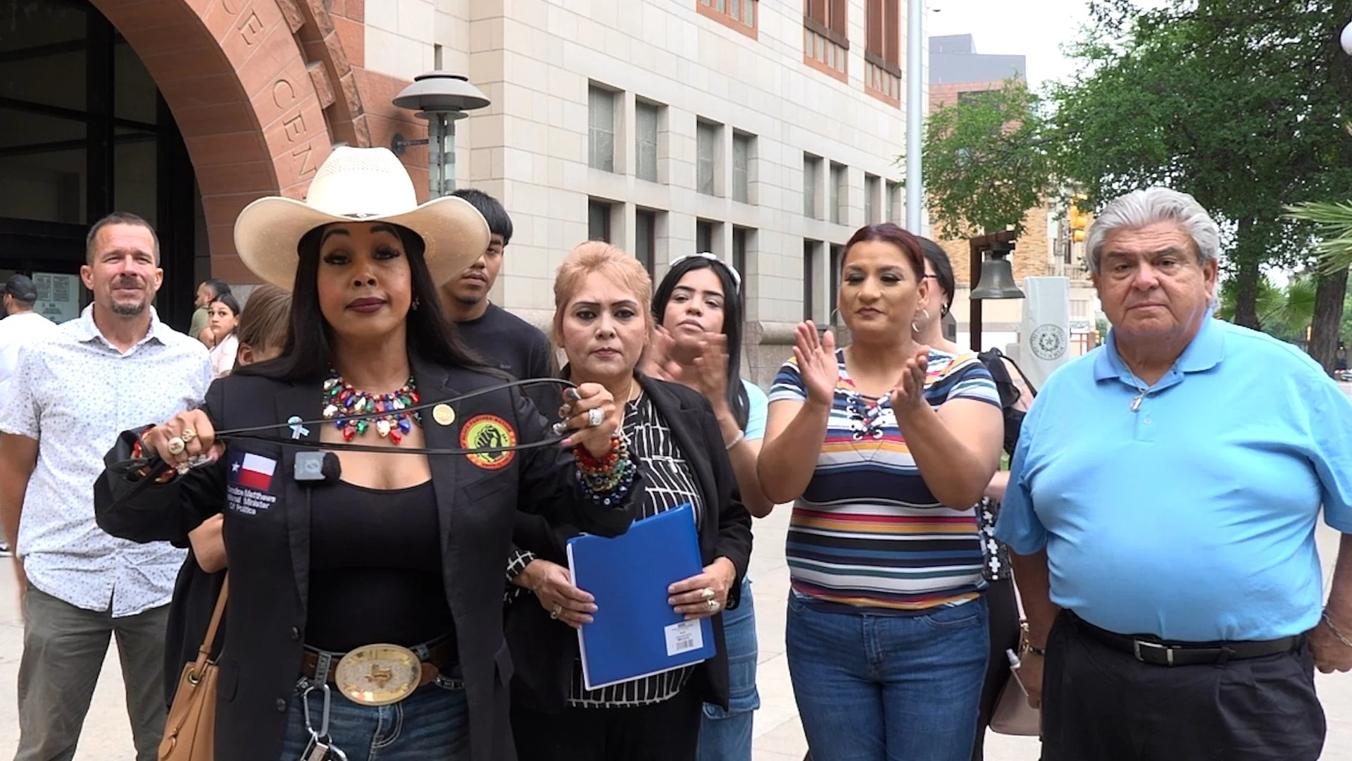 Former constable running for state representative alleges her sons were injured during San Antonio police encounter