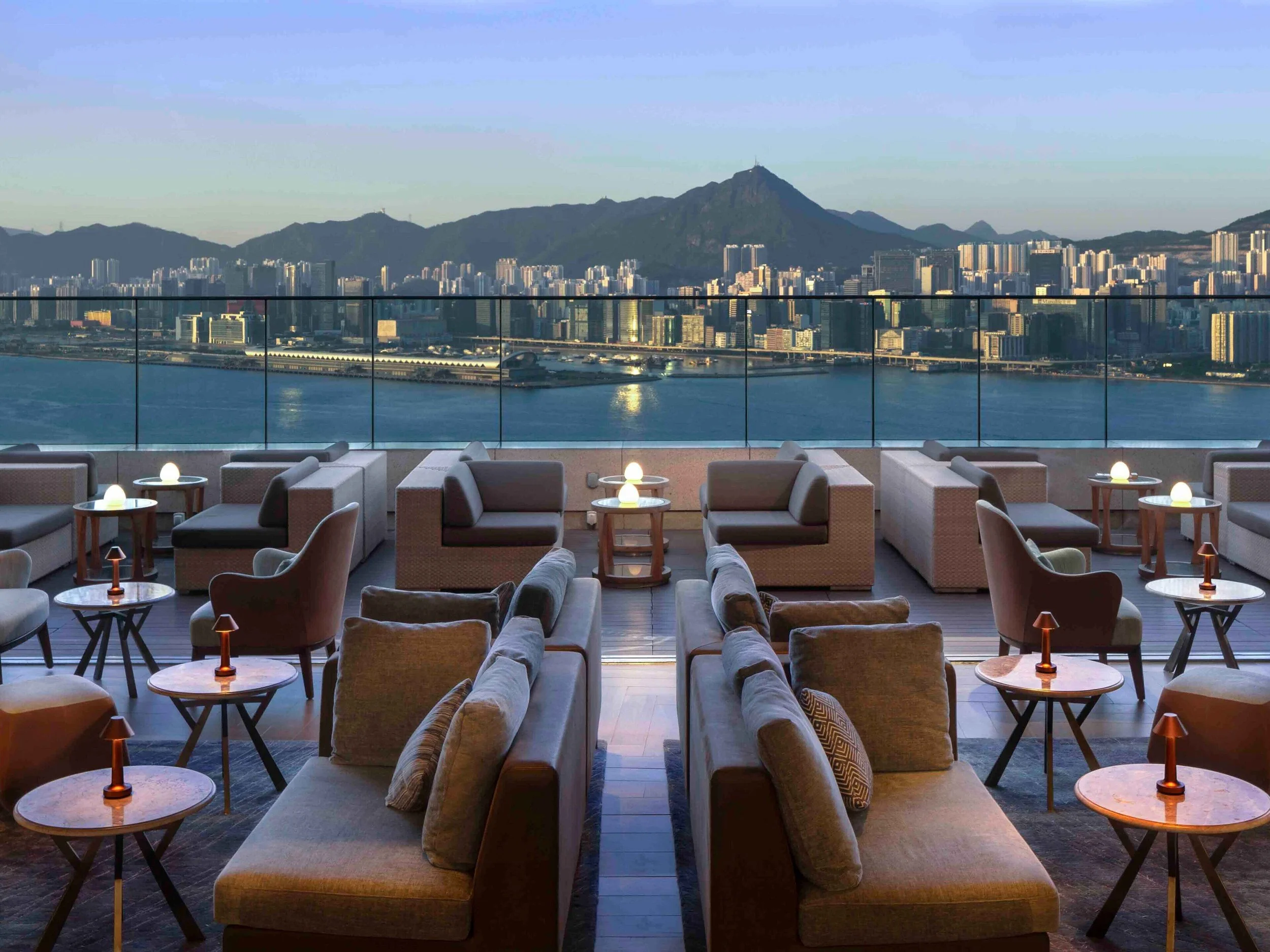 Hong Kong hotel in Tai Koo neighborhood with beautiful harbor views