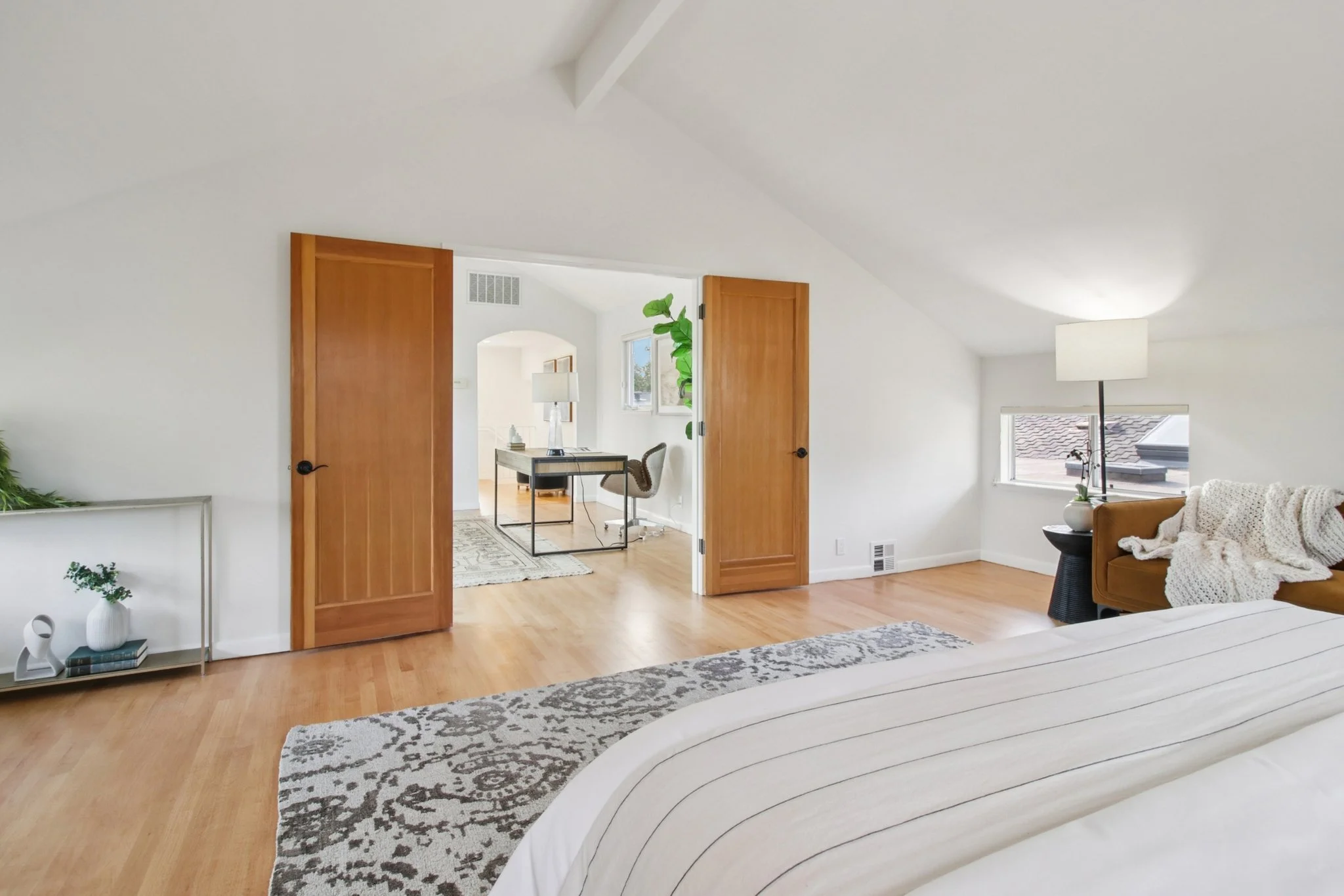 55-web-or-mls-Barron Ave-S0702-055.jpg