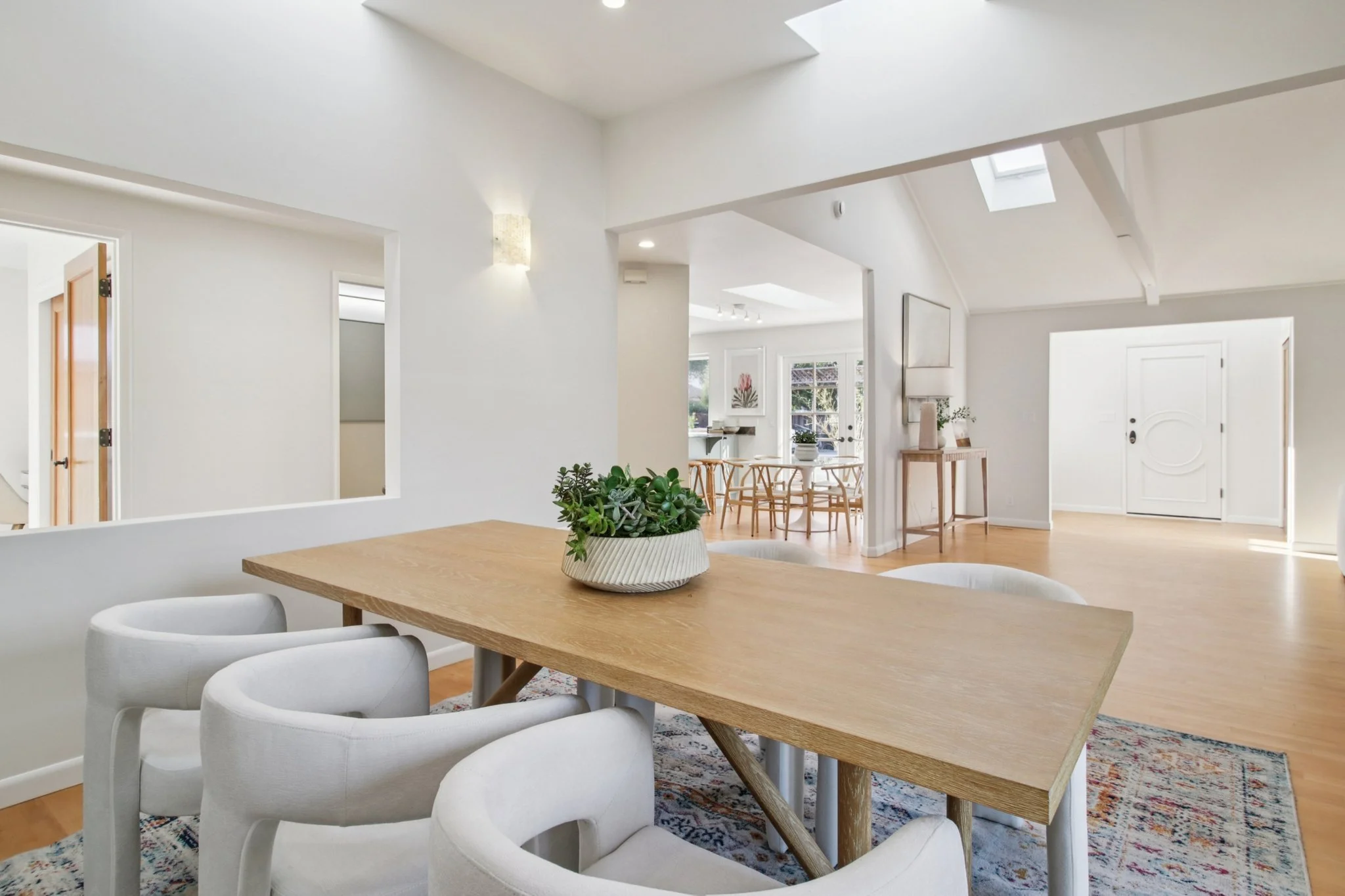 15-web-or-mls-Barron Ave-S0702-015.jpg