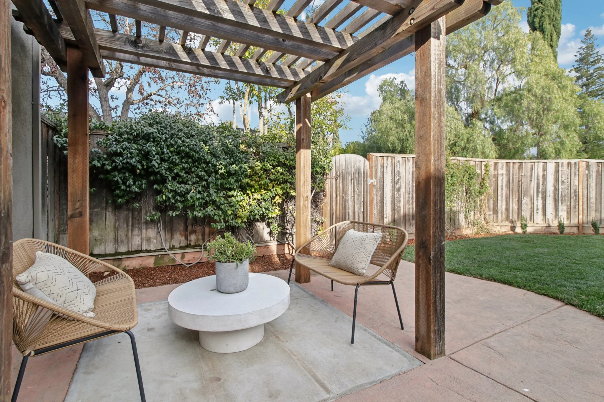 65-web-or-mls-Barron Ave-S0702-065.jpg