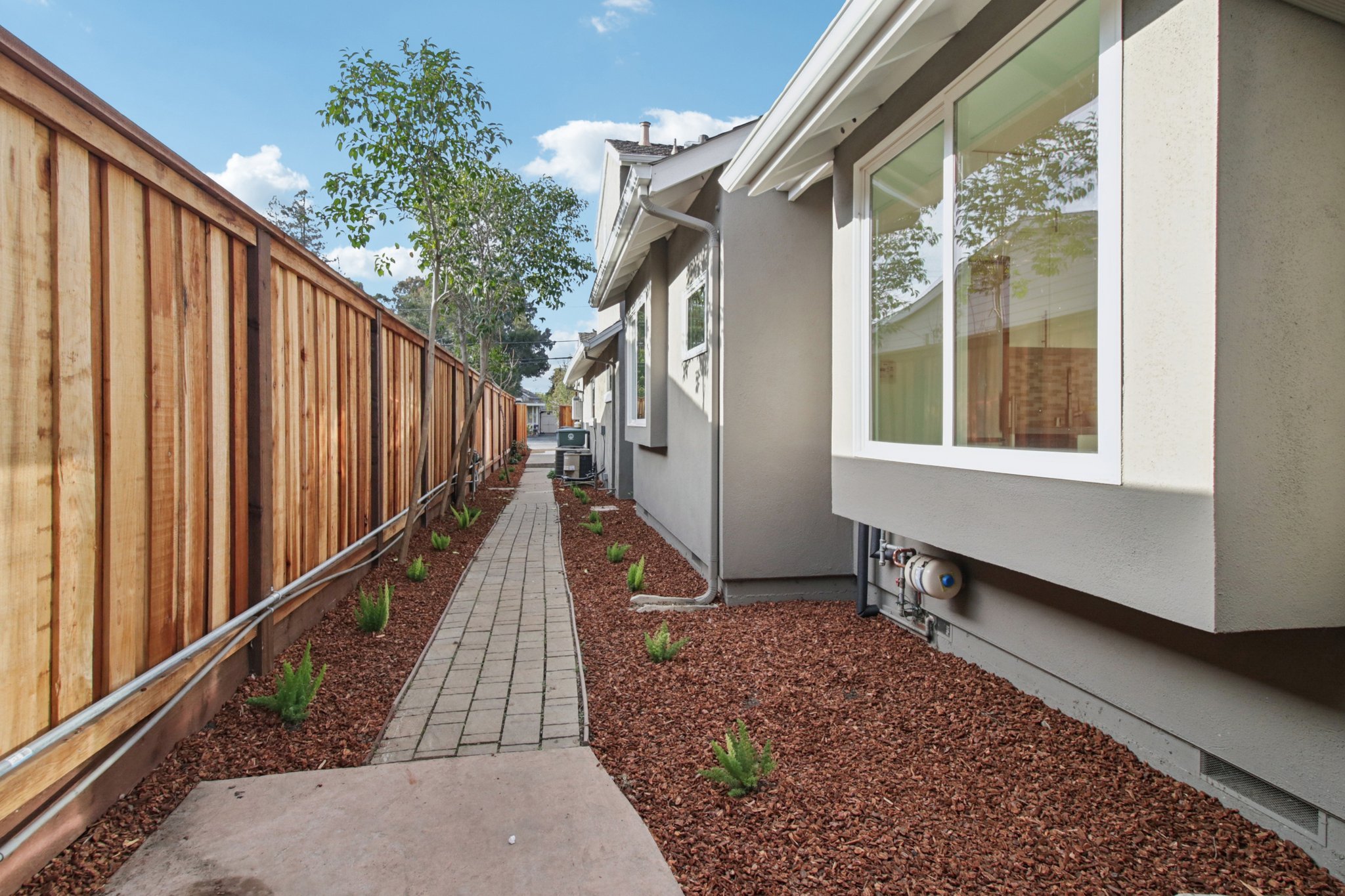 63-web-or-mls-Barron Ave-S0702-063.jpg