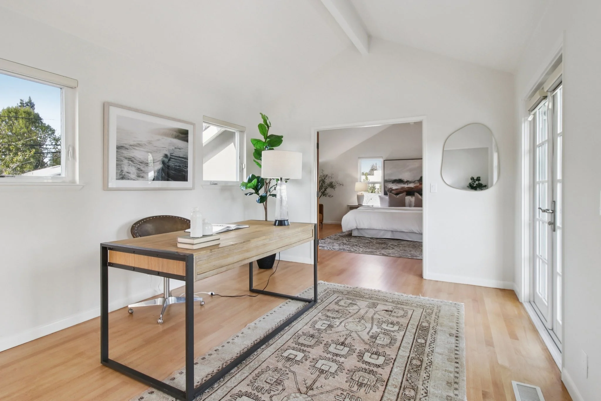 28-web-or-mls-Barron Ave-S0702-028.jpg