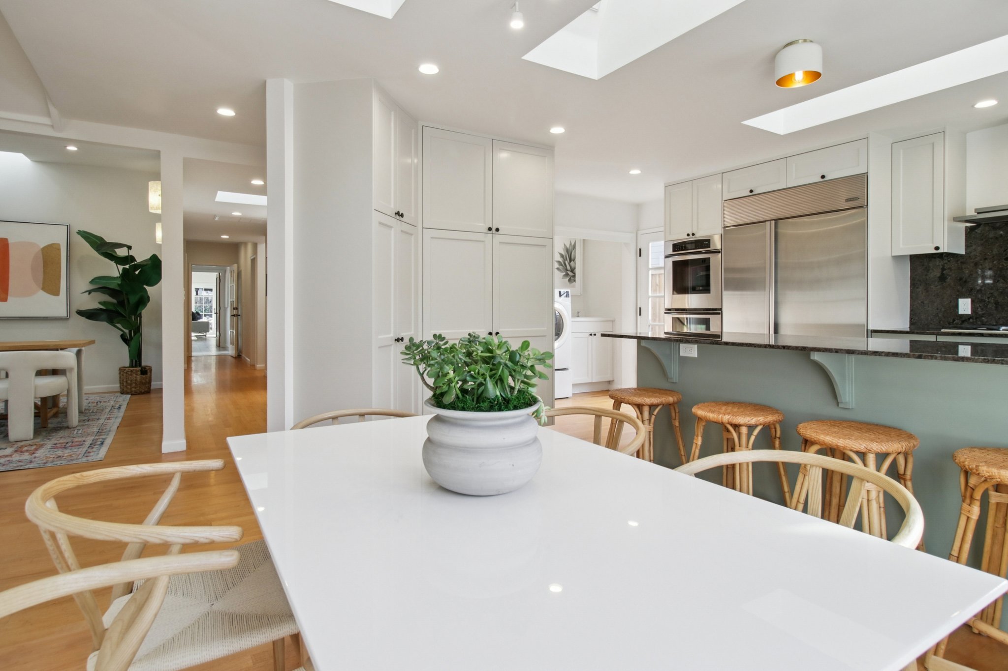 19-web-or-mls-Barron Ave-S0702-019.jpg