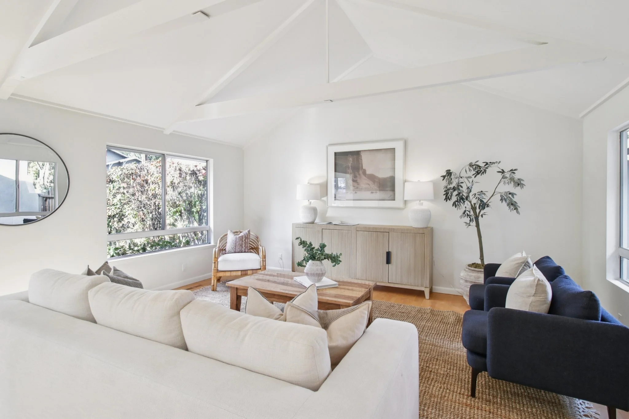 9-web-or-mls-Barron Ave-S0702-009.jpg