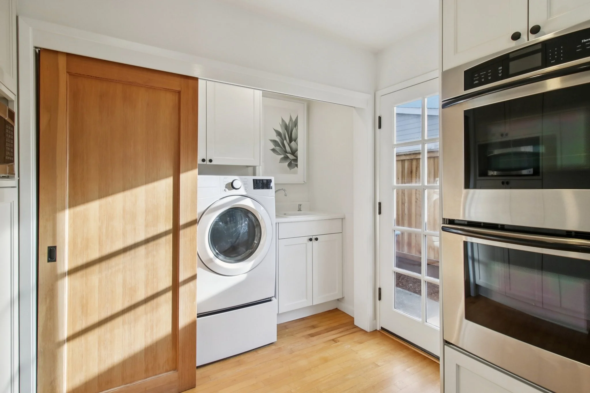 53-web-or-mls-Barron Ave-S0702-053.jpg