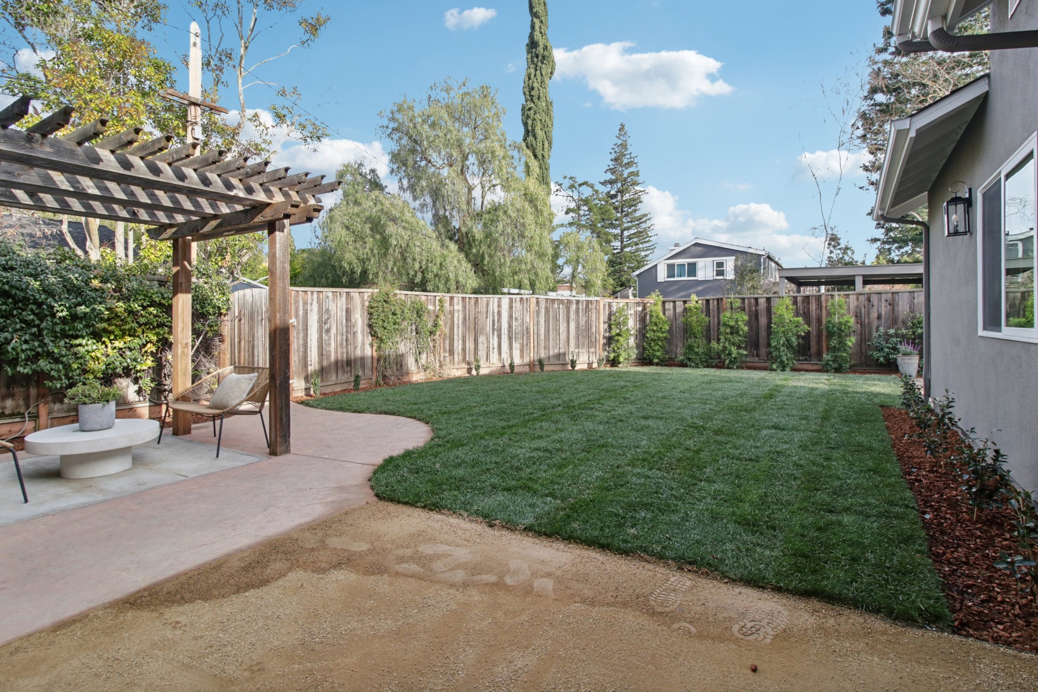 64-web-or-mls-Barron Ave-S0702-064.jpg