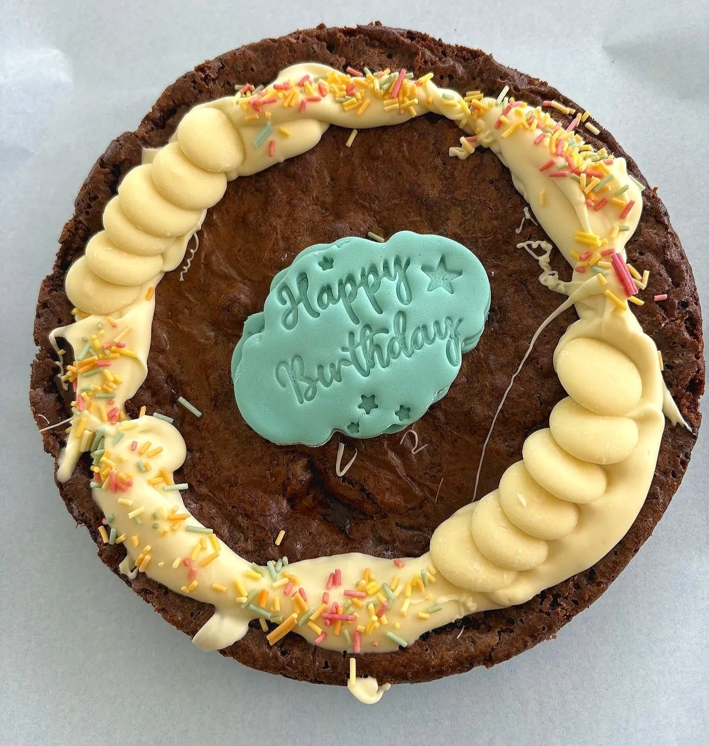 THE HATHREN BROWNIES  BIRTHDAY BOX