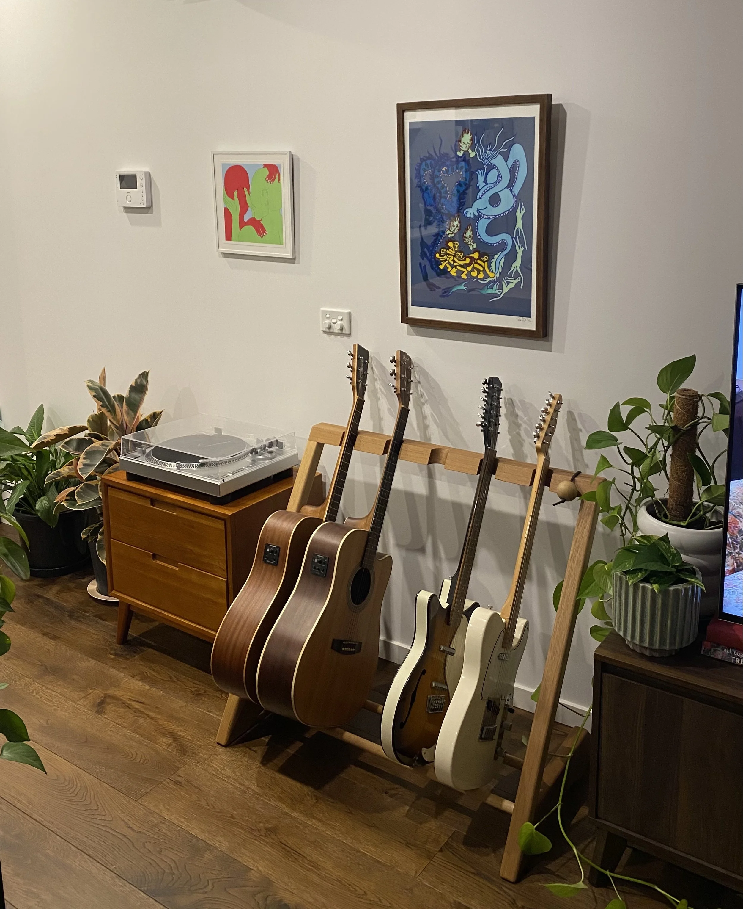 custom guitar stand. reclaimed messmate. 