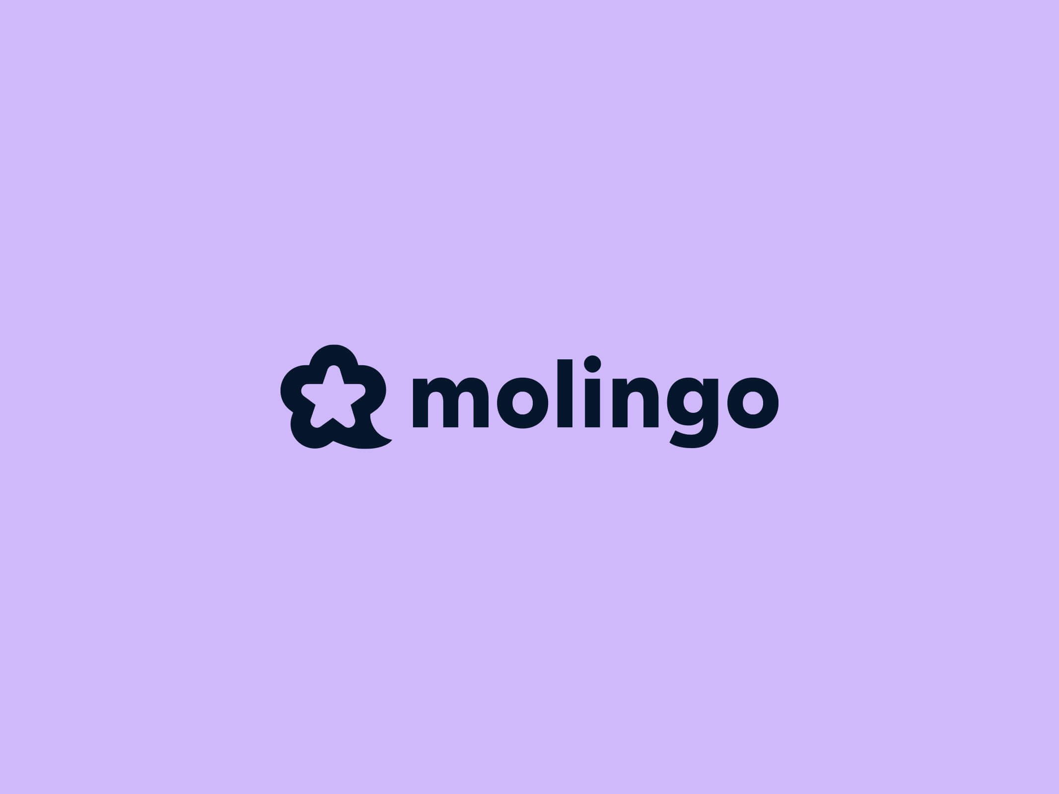 Logo Molingo na fialovém pozadí.
