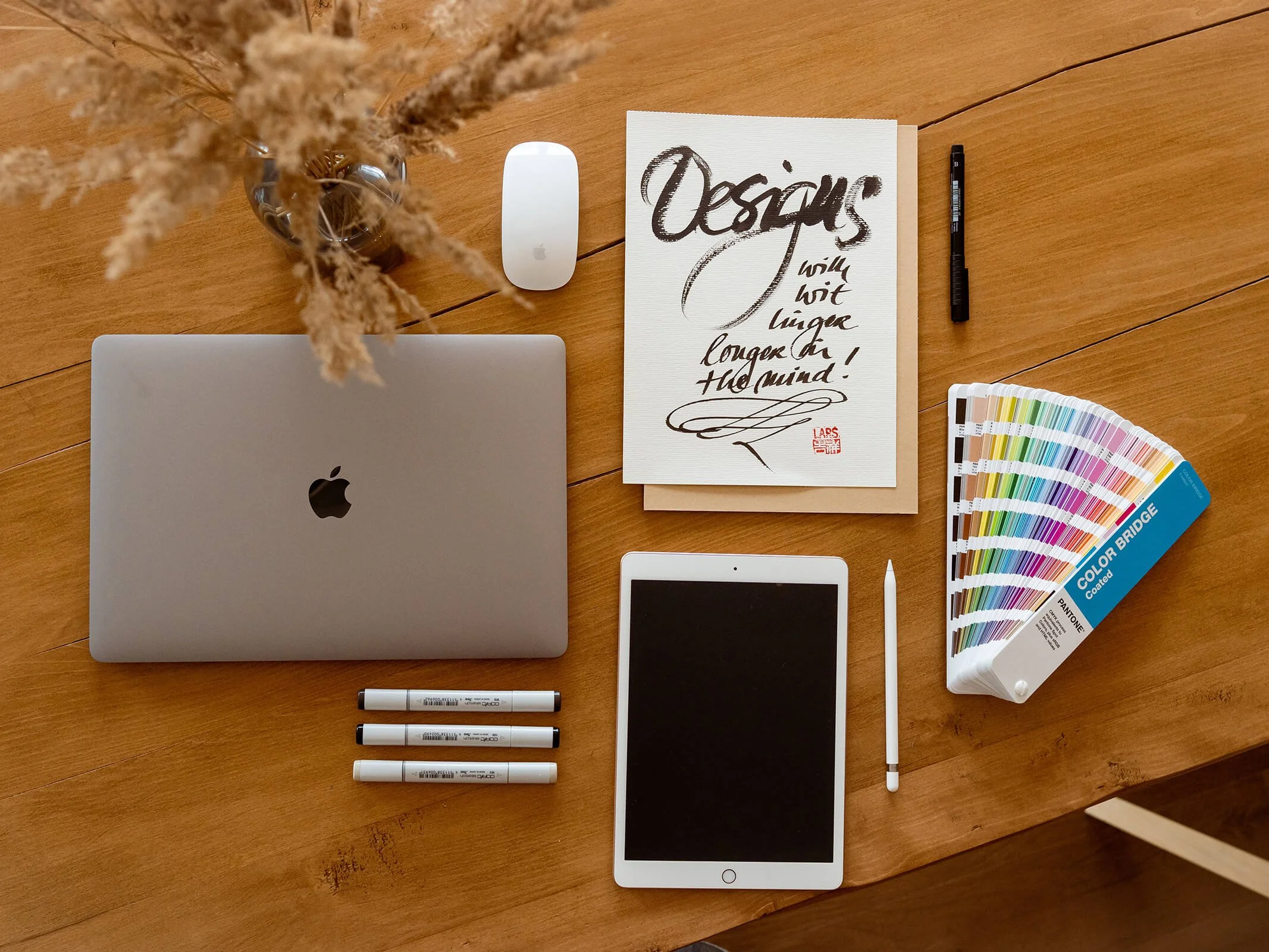 Pracovní stůl Brand designéra Lucie Jakoubkové.