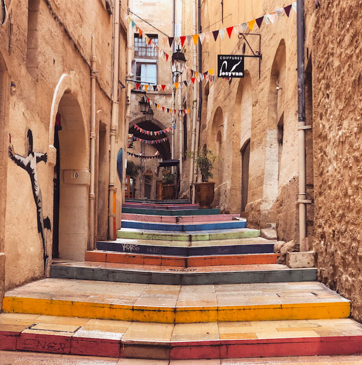 Four Essential Tips to Learn French from Home