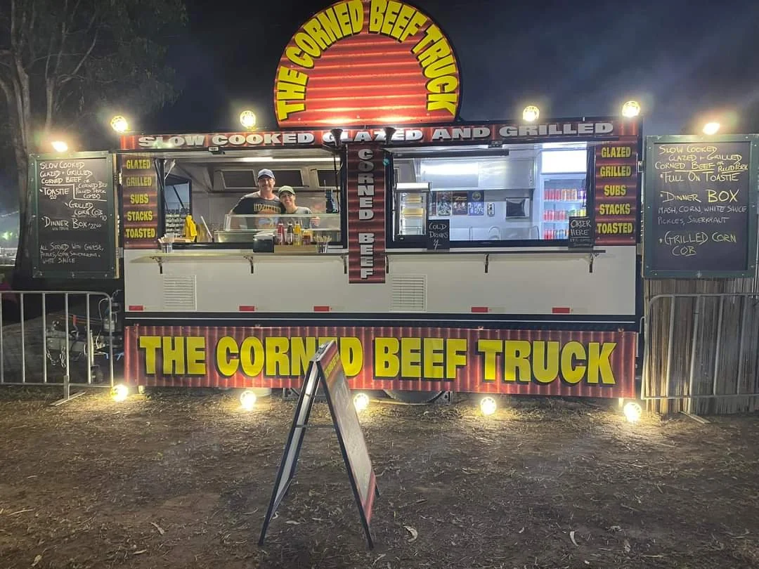 VINYL WRAP FOOD TRAILER SIGNS