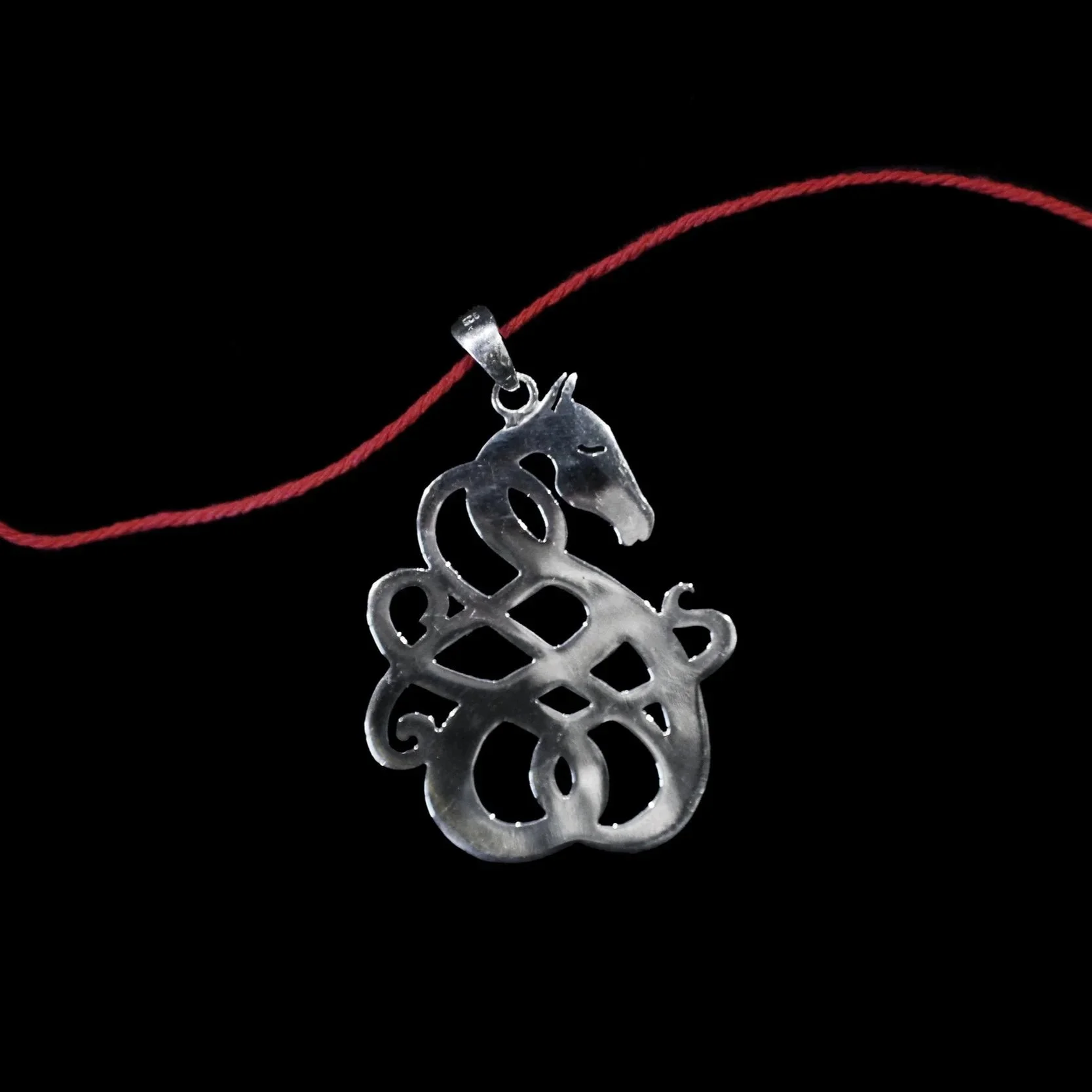 CELTIC HORSE NO SPECIFIC HEALING EFFECT