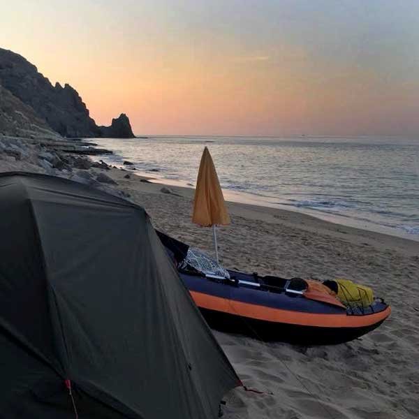 Werkzeug-Symbol mit Schraubenzieher, Pilz und Schraubenschlüssel