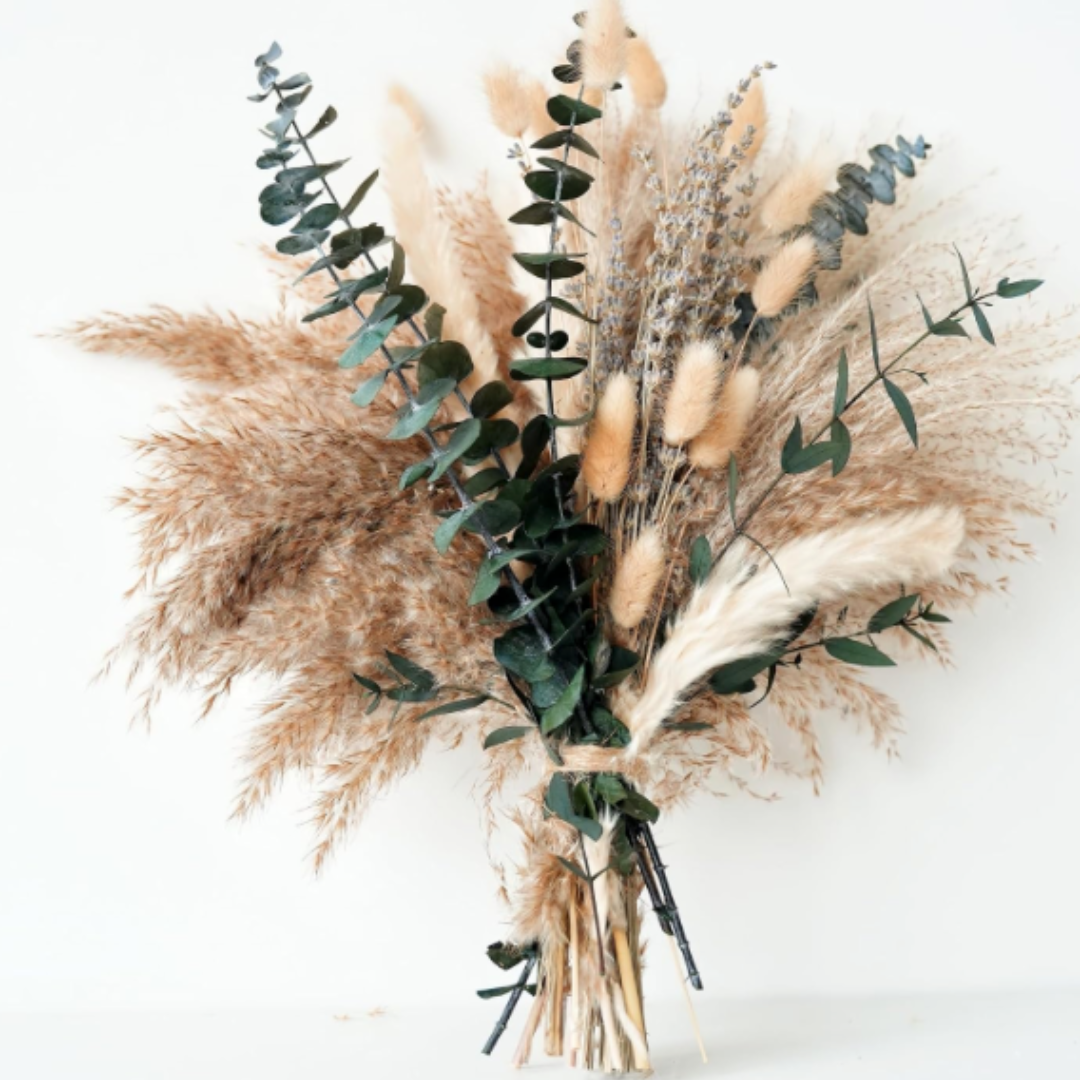 4_Farmhouse Fall Decor Ideas.png
