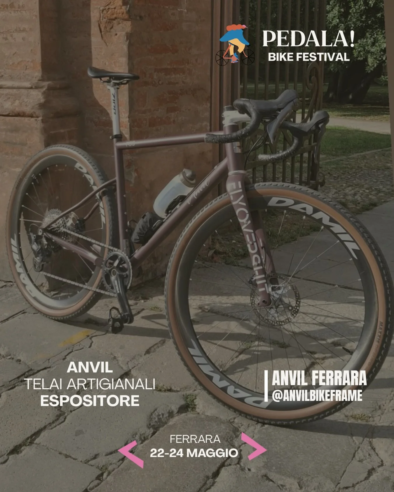 Nel cuore di Ferrara, dove la bicicletta &egrave; cultura, nascono telai che hanno l&rsquo;anima d&rsquo;acciaio e il ritmo delle mani che li forgiano. Diamo il benvenuto a @anvilbikeframe eccellenza dell&rsquo;artigianato locale che porta a PEDALA! 