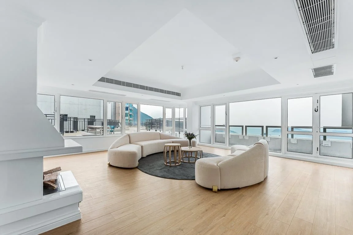 The Repulse Bay Living Room