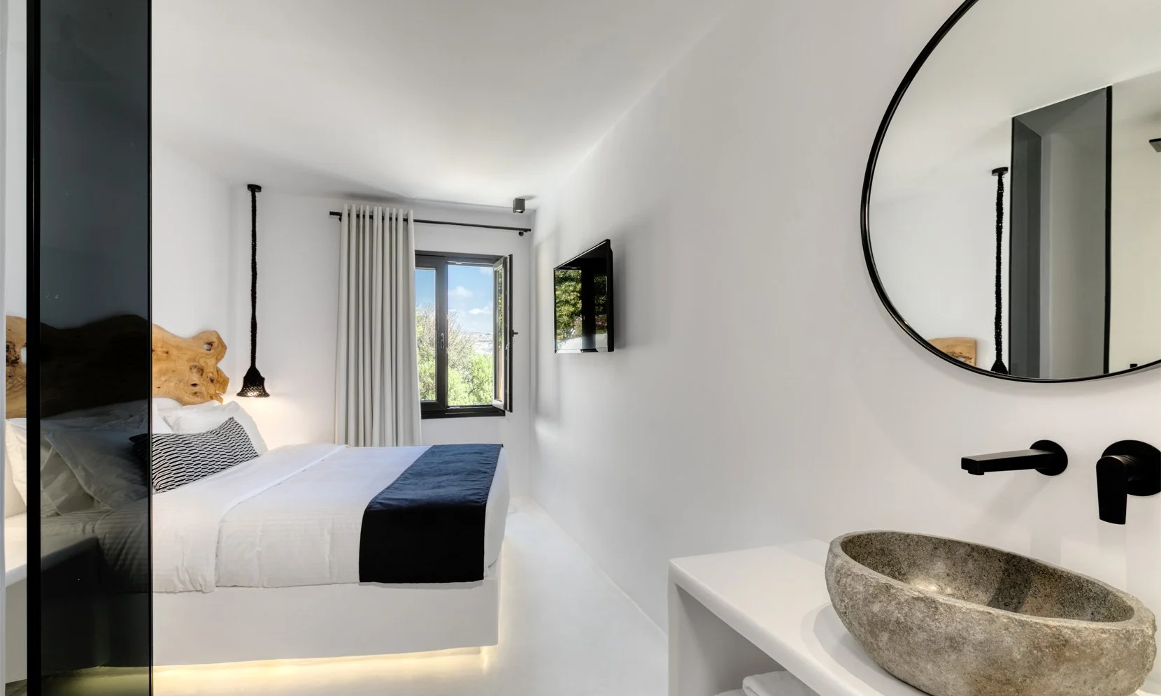 BLACK PEARL (28).jpg