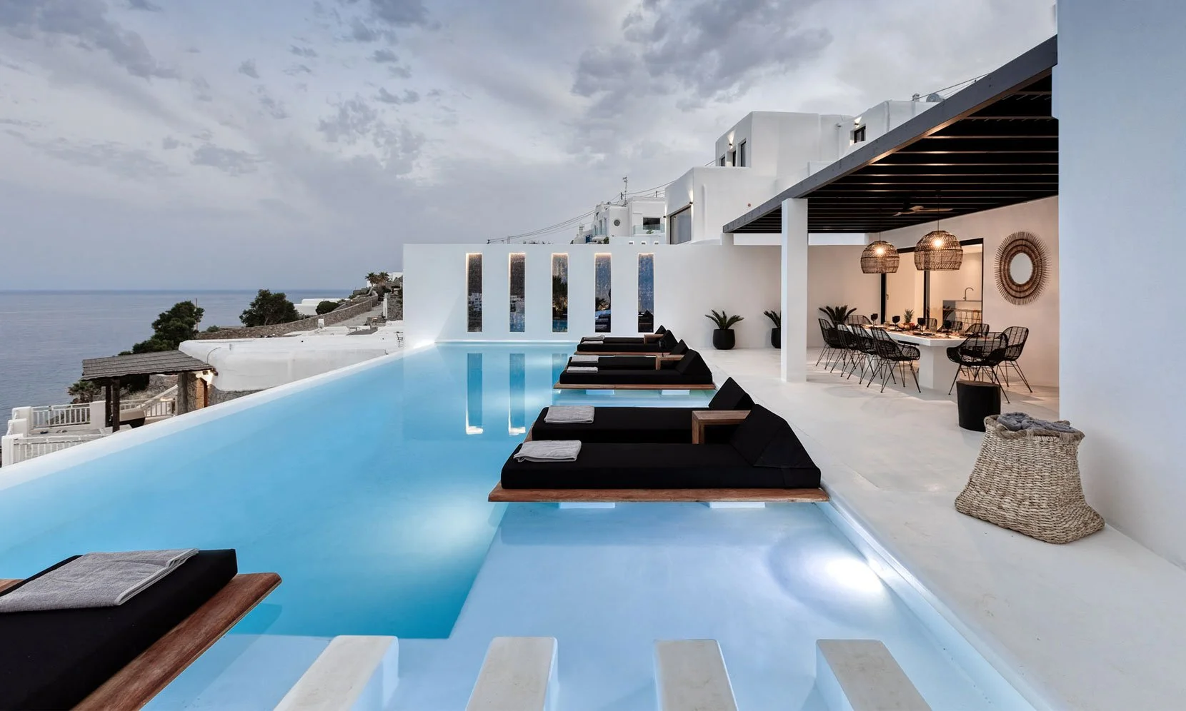 BLACK PEARL (65).jpg