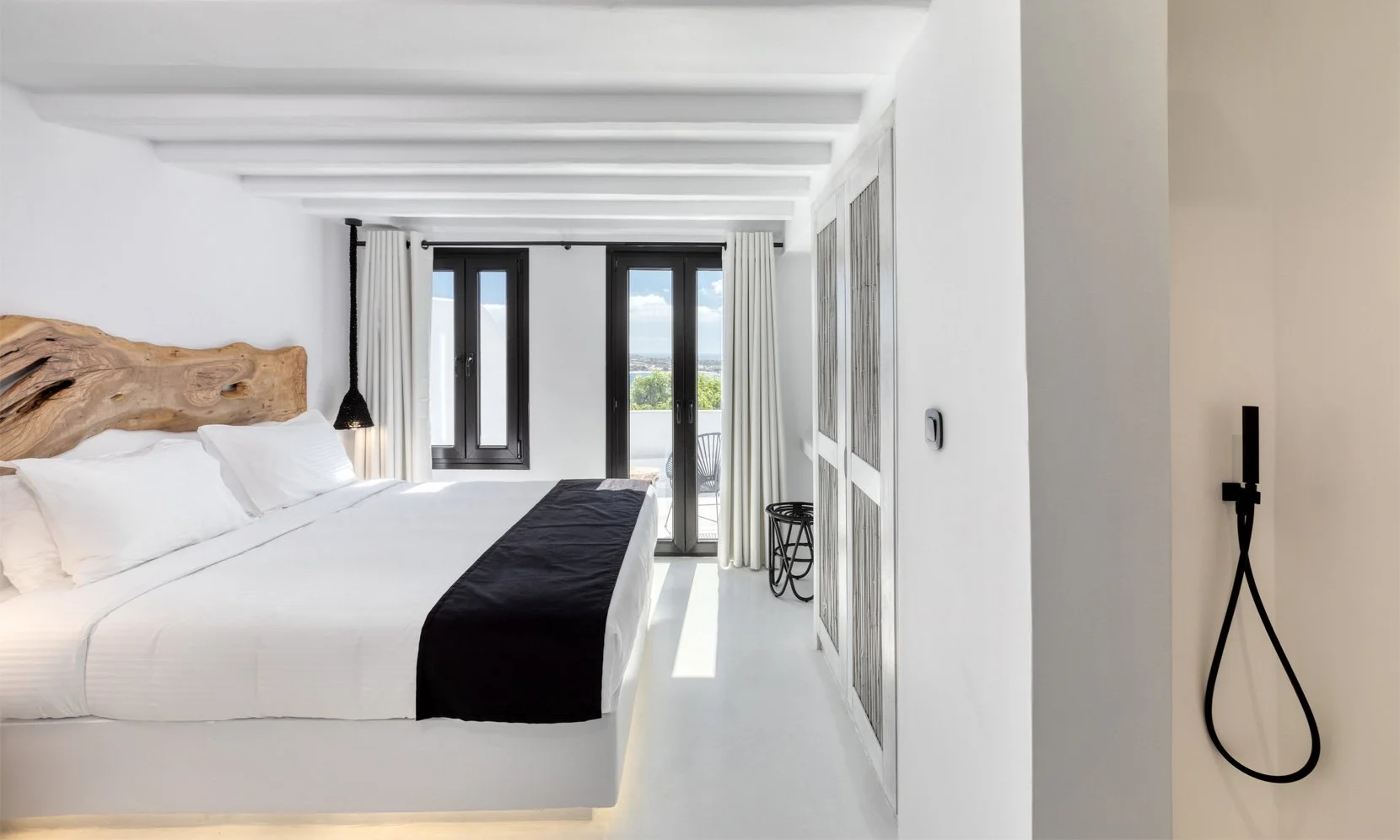 BLACK PEARL (25).jpg