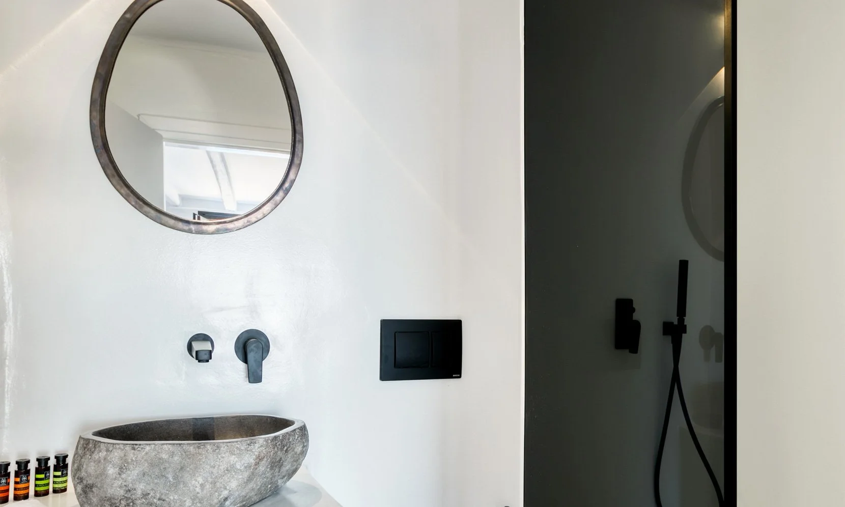 BLACK PEARL (30).jpg