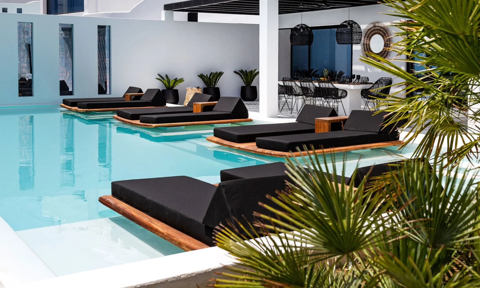 BLACK PEARL (60).jpg