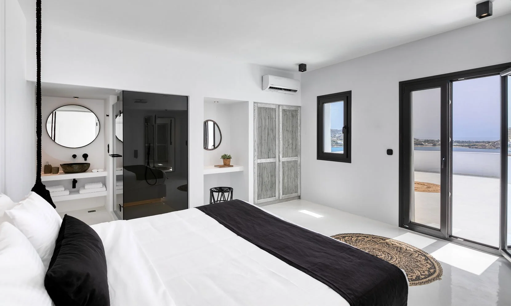 BLACK PEARL (45).jpg