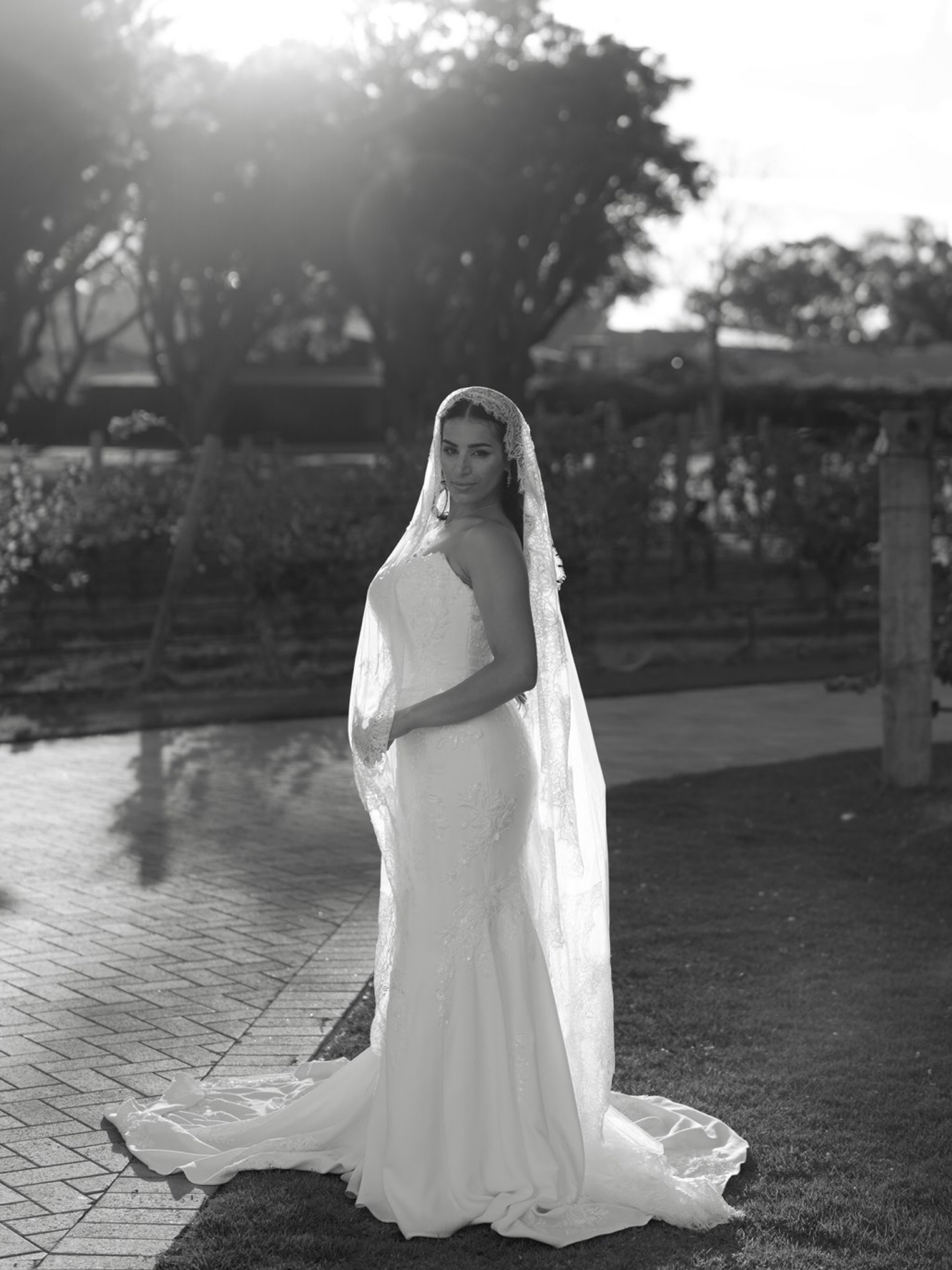 Fatema dressed in @archelabridal and @halo_and_lace ❤️&zwj;🔥

Ft.
Venue @nikolaestateweddings 
Dress @archelabridal 
Veil @halo_and_lace 
Hair &amp; Makeup @sorellas_signature 
Florals @urbanandwild_co 
Styling @eventswithclare @aronjames.hire @hire