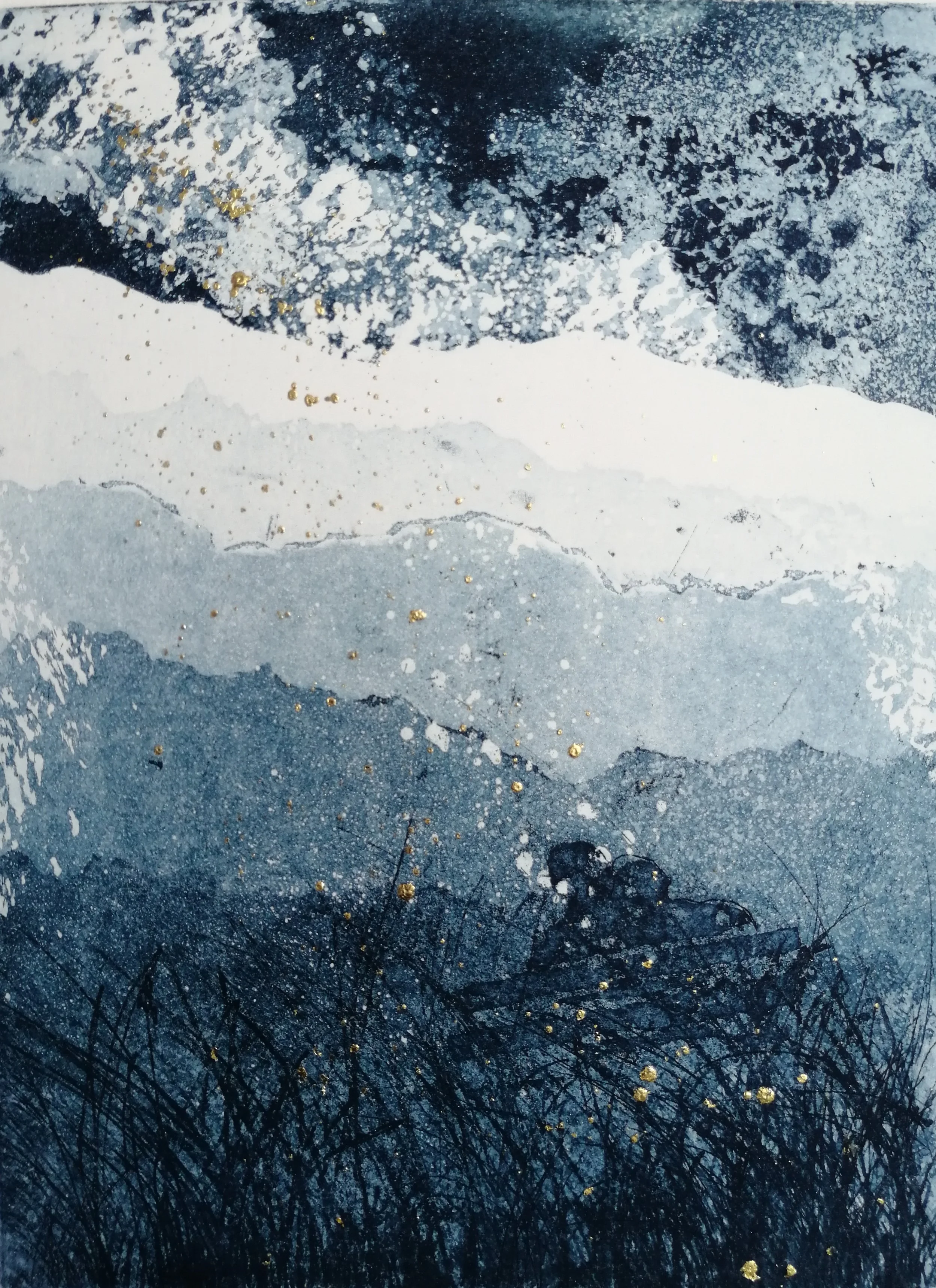  Agnès Vandermarcq, Deux silhouettes et offrande (2 plaques), eau-forte et pointe sèche, 30 x 30 cm, 2025 