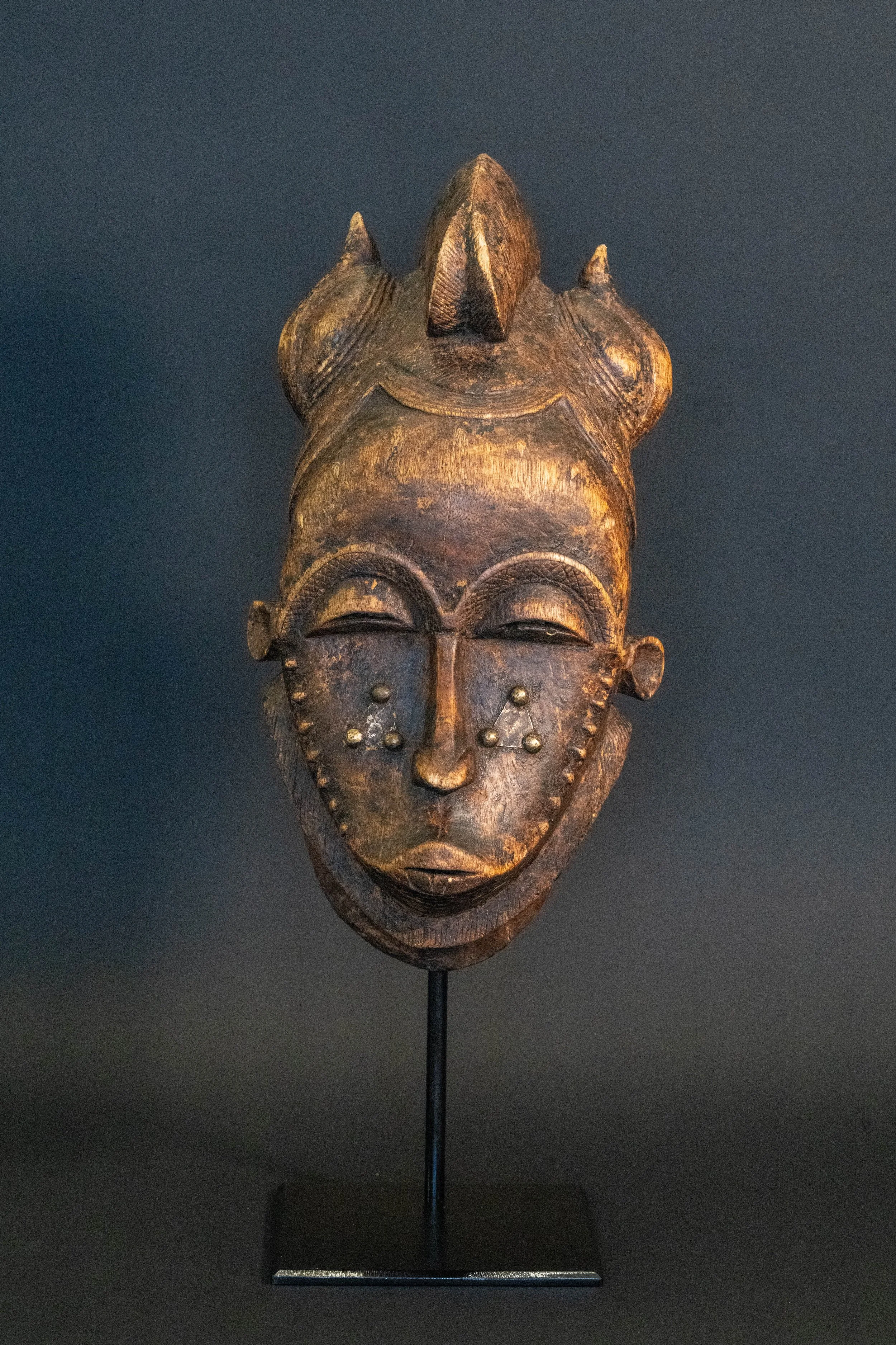 Baule  Portrait / Entertainment Mask (Mblo tradition), Côte d’Ivoire