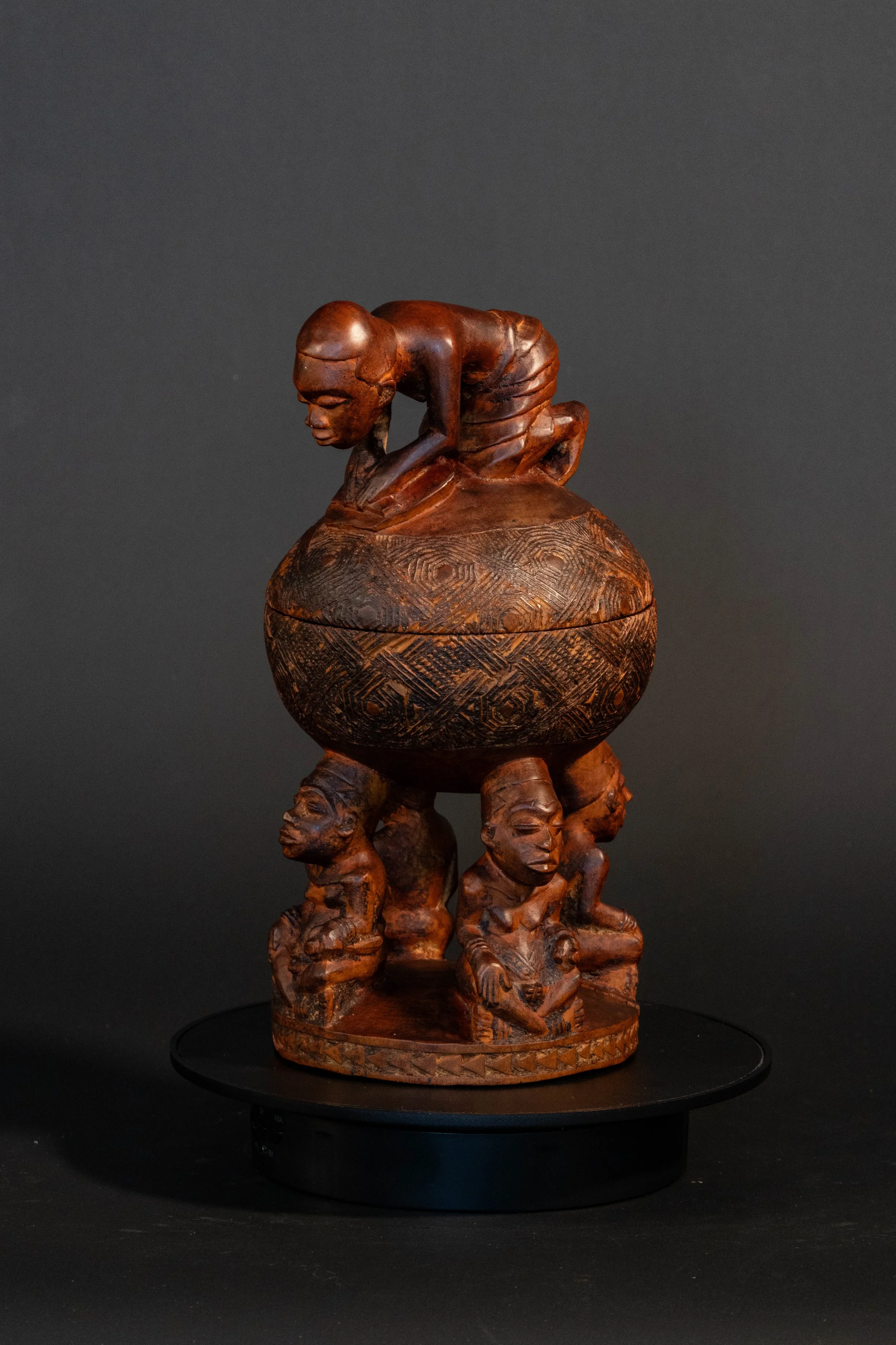 Fine Central African Lidded Vessel, Democratic Republic of the Congo