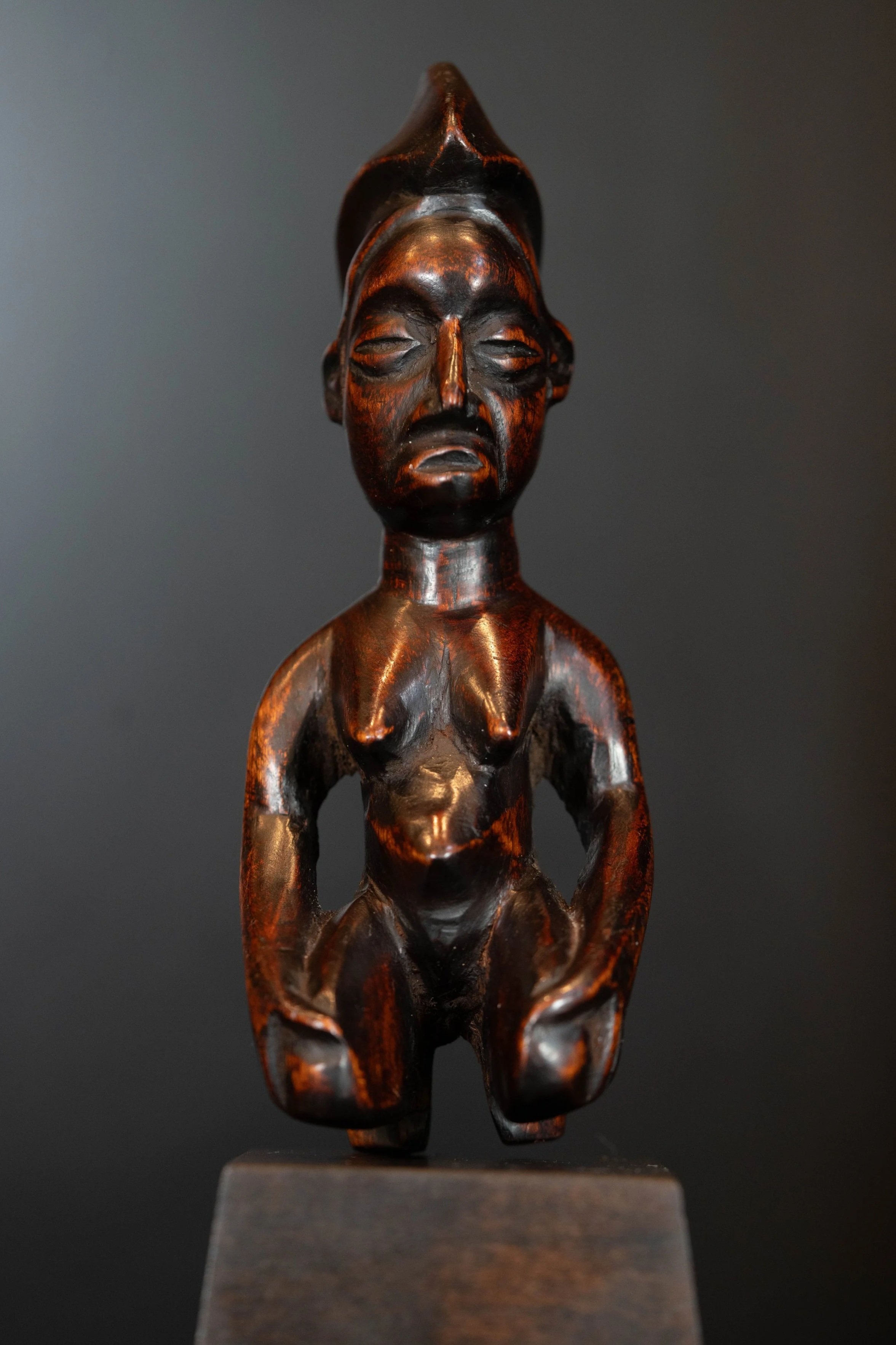 Bakongo Antique Kneeling Female Figure