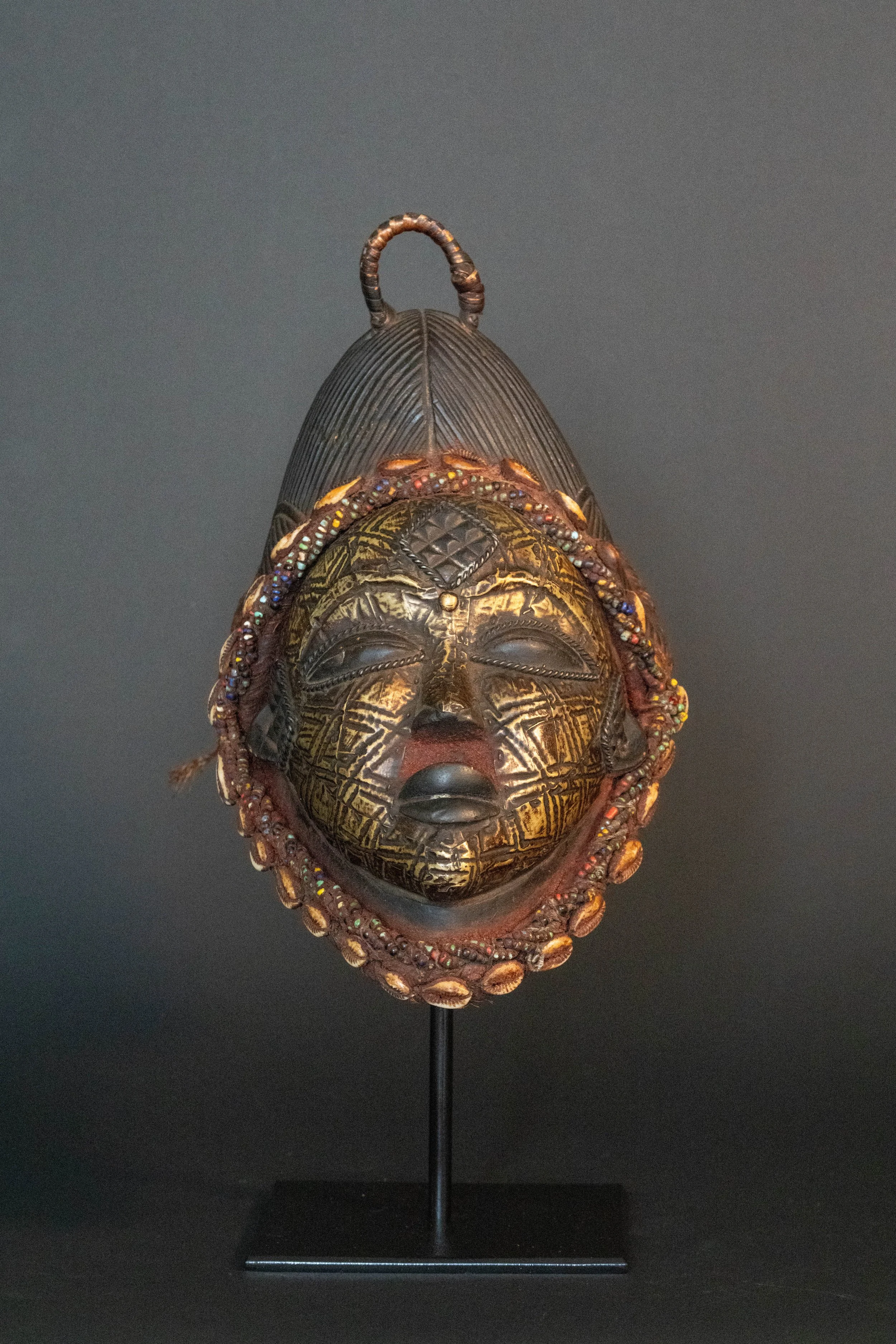 Metal Clad Mask in the Punu Style DSC03257.jpg