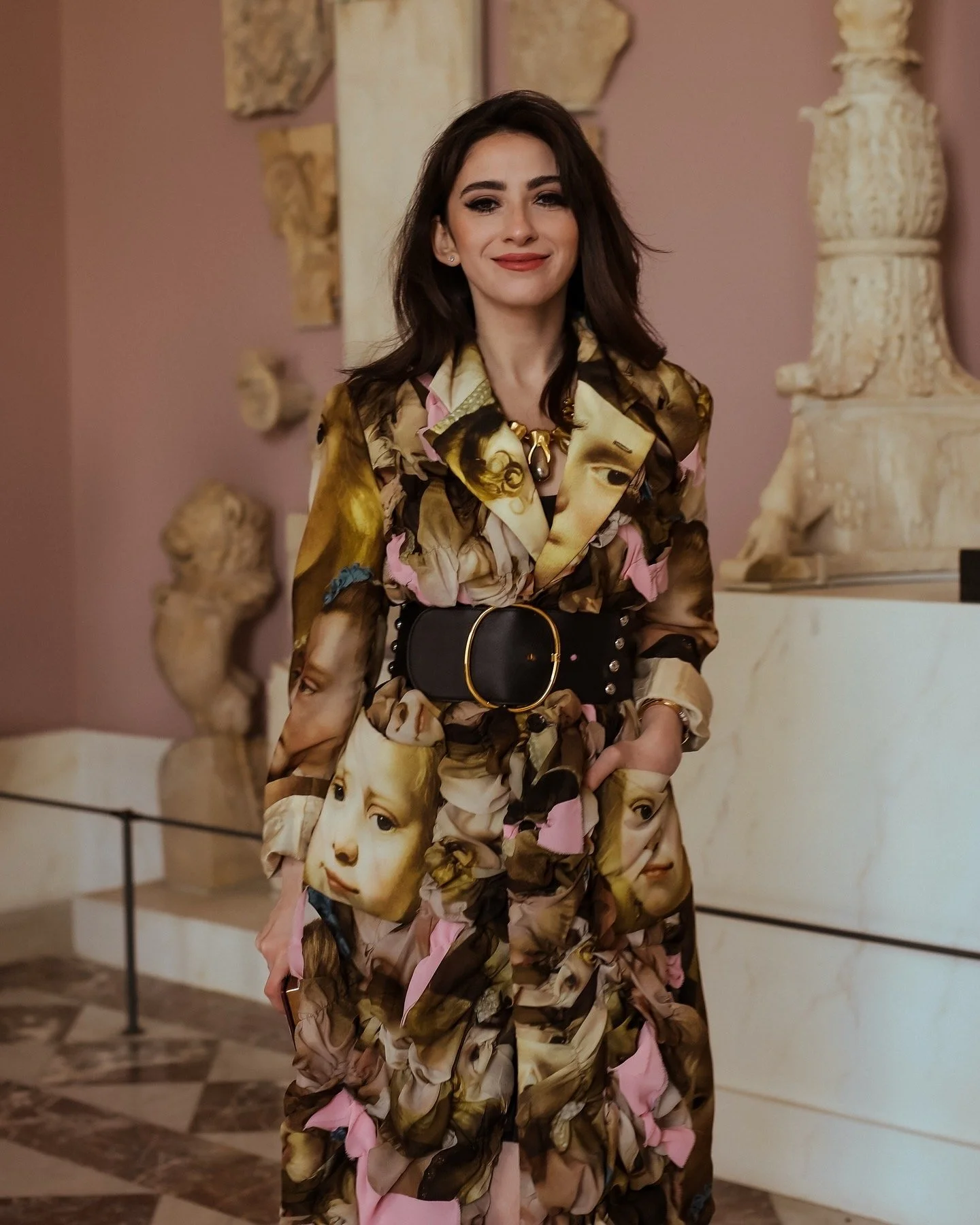 Anya FIrestone at the Louvre Museum, Private Tour Guide