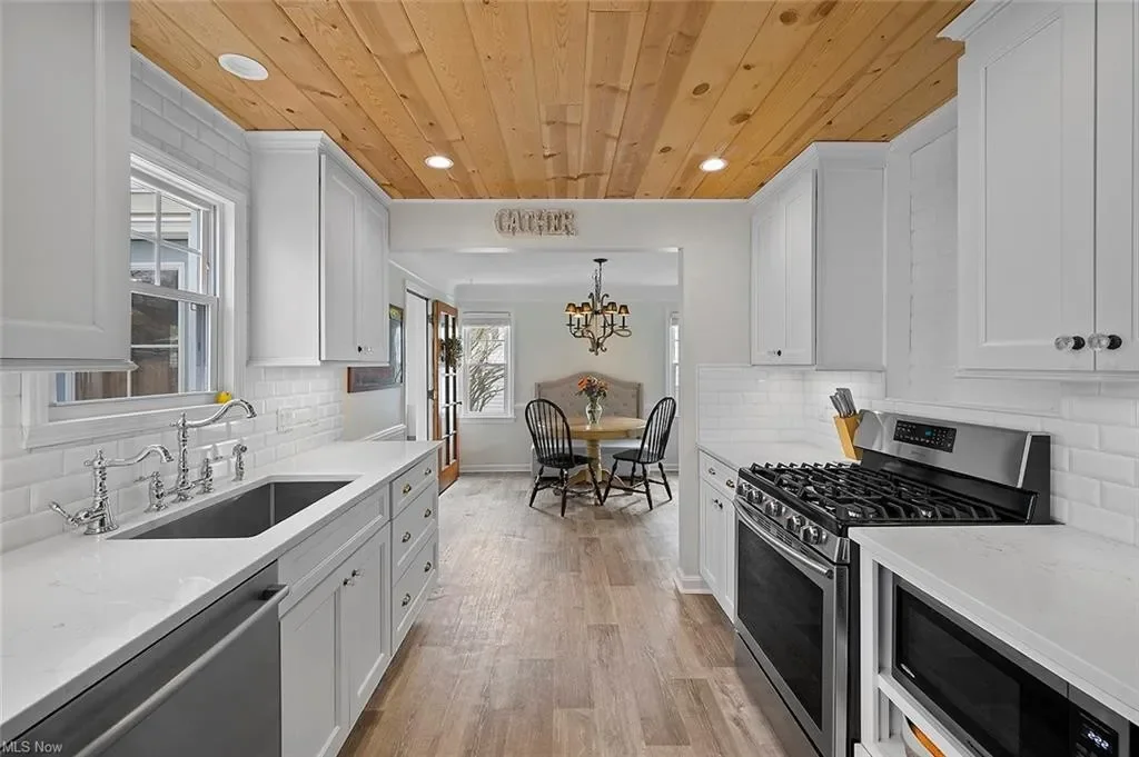 Edgefield Kitchen After 4.webp