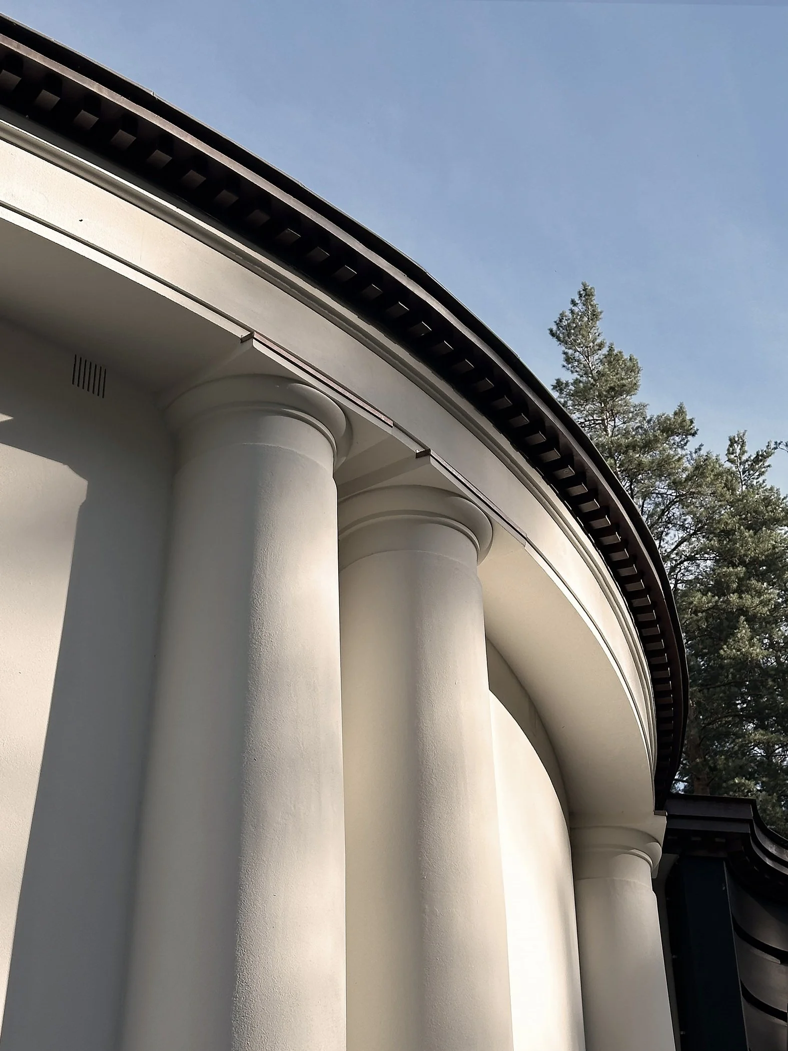 05_House by the Lake_0008.jpg