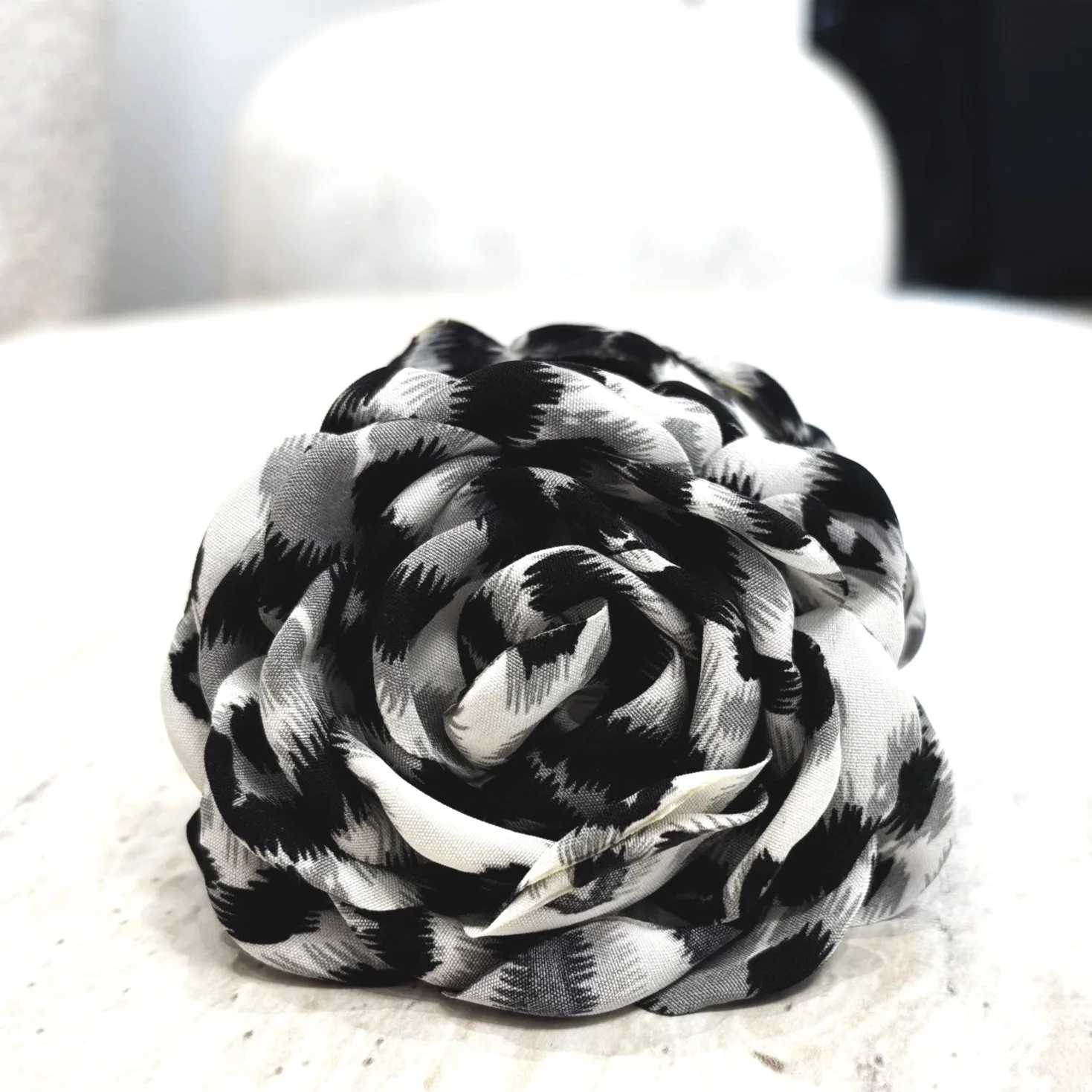 Blomsterklemme (Hvid Leo)