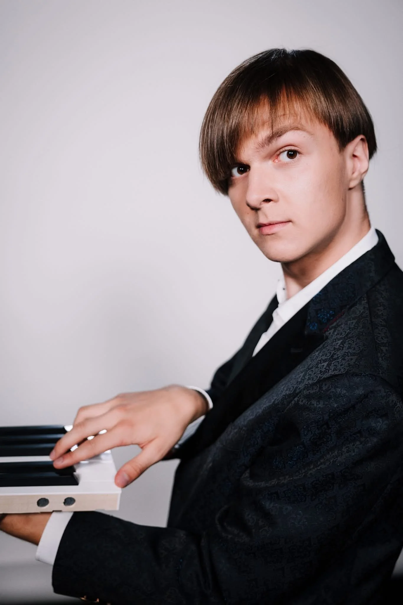 Mõisamängud. Albu virtuoosid