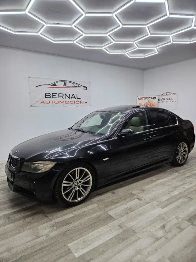 BMW Serie 320i M