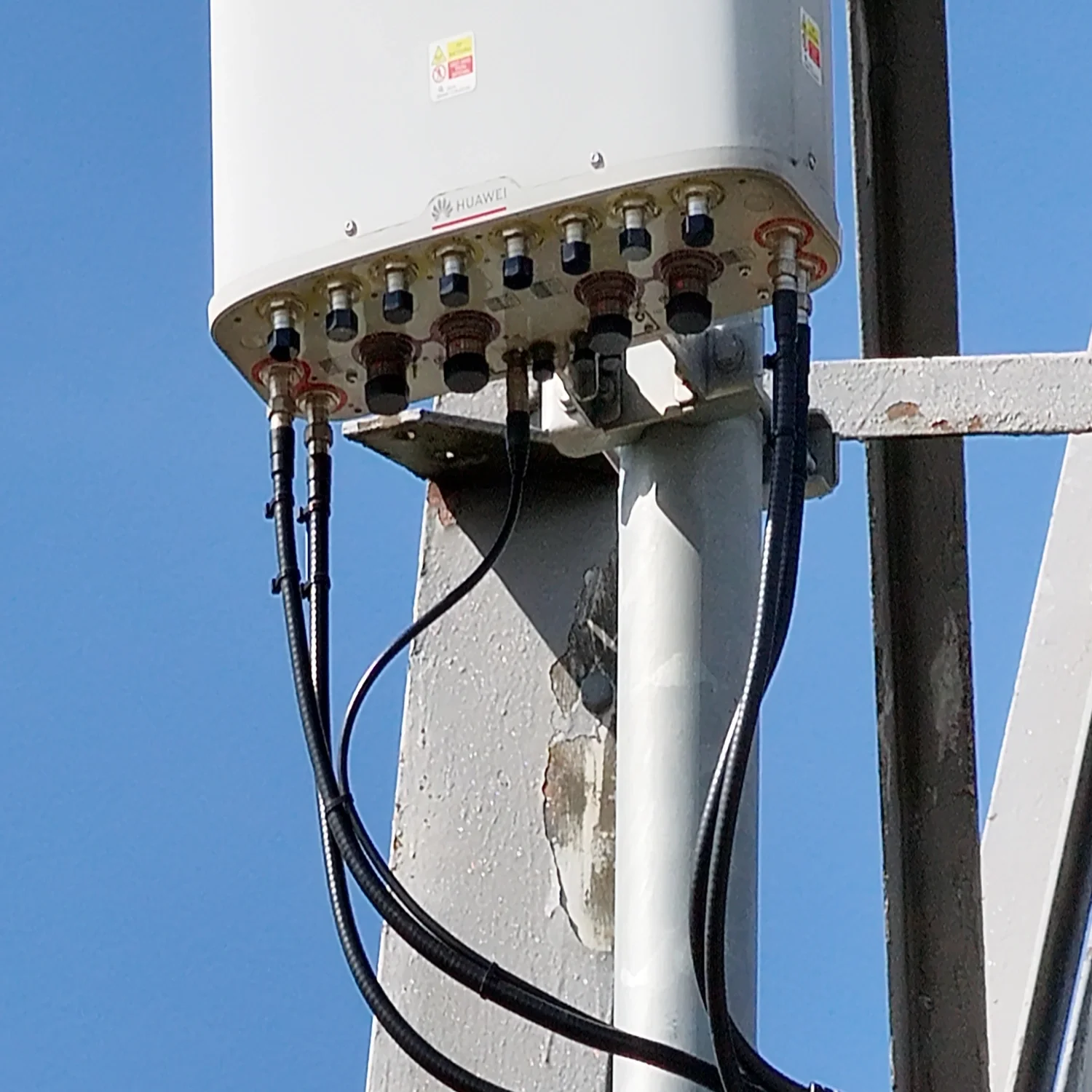 High-resolution close-up inspection of cell tower antenna components. Our drone surveys capture detailed imagery of critical connections, coaxial cabling, and port sealing to detect early signs of wear, moisture ingress, or hardware degradation witho